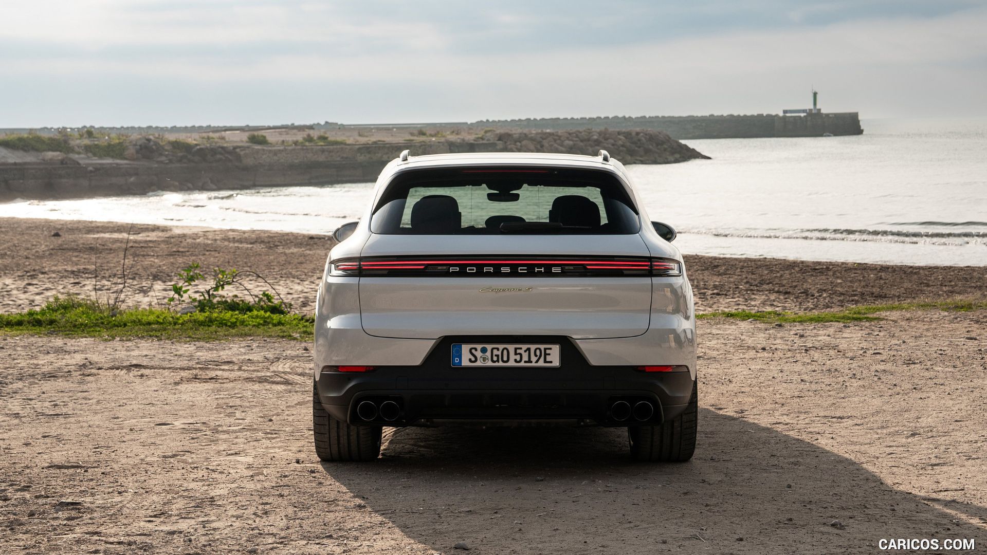 Аренда Porsche Cayenne S в Махачкале — фото 4