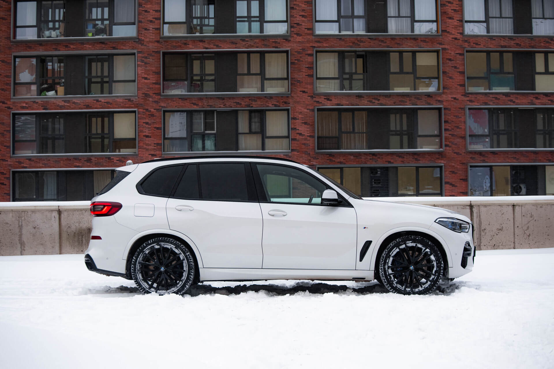 Аренда BMW X5 40d в Москве — фото 4