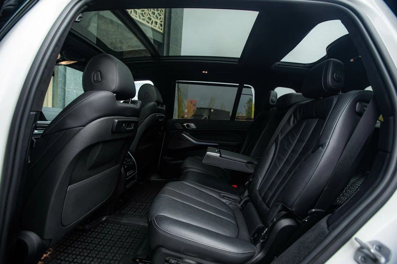 Аренда BMW X7 40i в Москве — фото 5