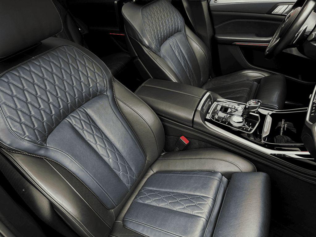 Аренда BMW X7 M50d в Москве — фото 5