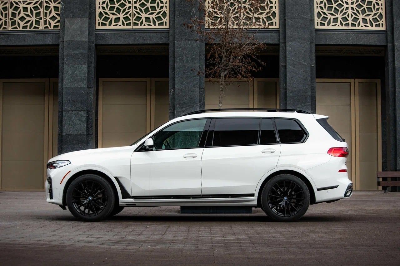 Аренда BMW X7 40i в Москве — фото 3