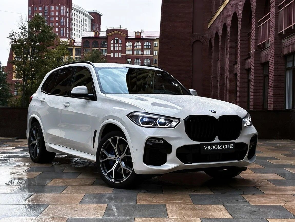 Аренда BMW X5 30d в Москве