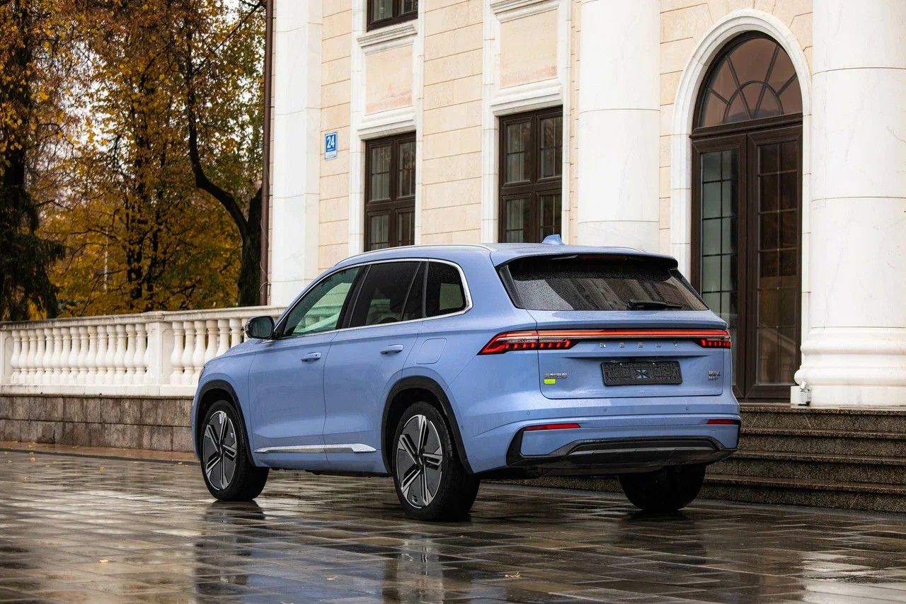 Аренда Geely Monjaro в Москве — фото 4