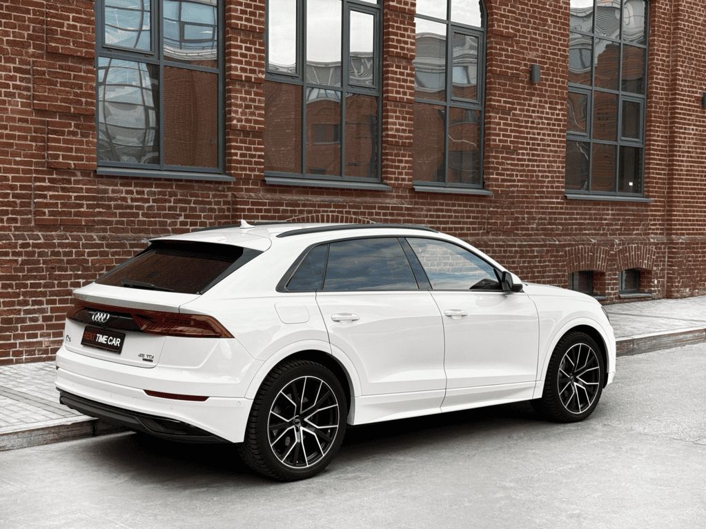Аренда Audi Q8 в Москве — фото 2