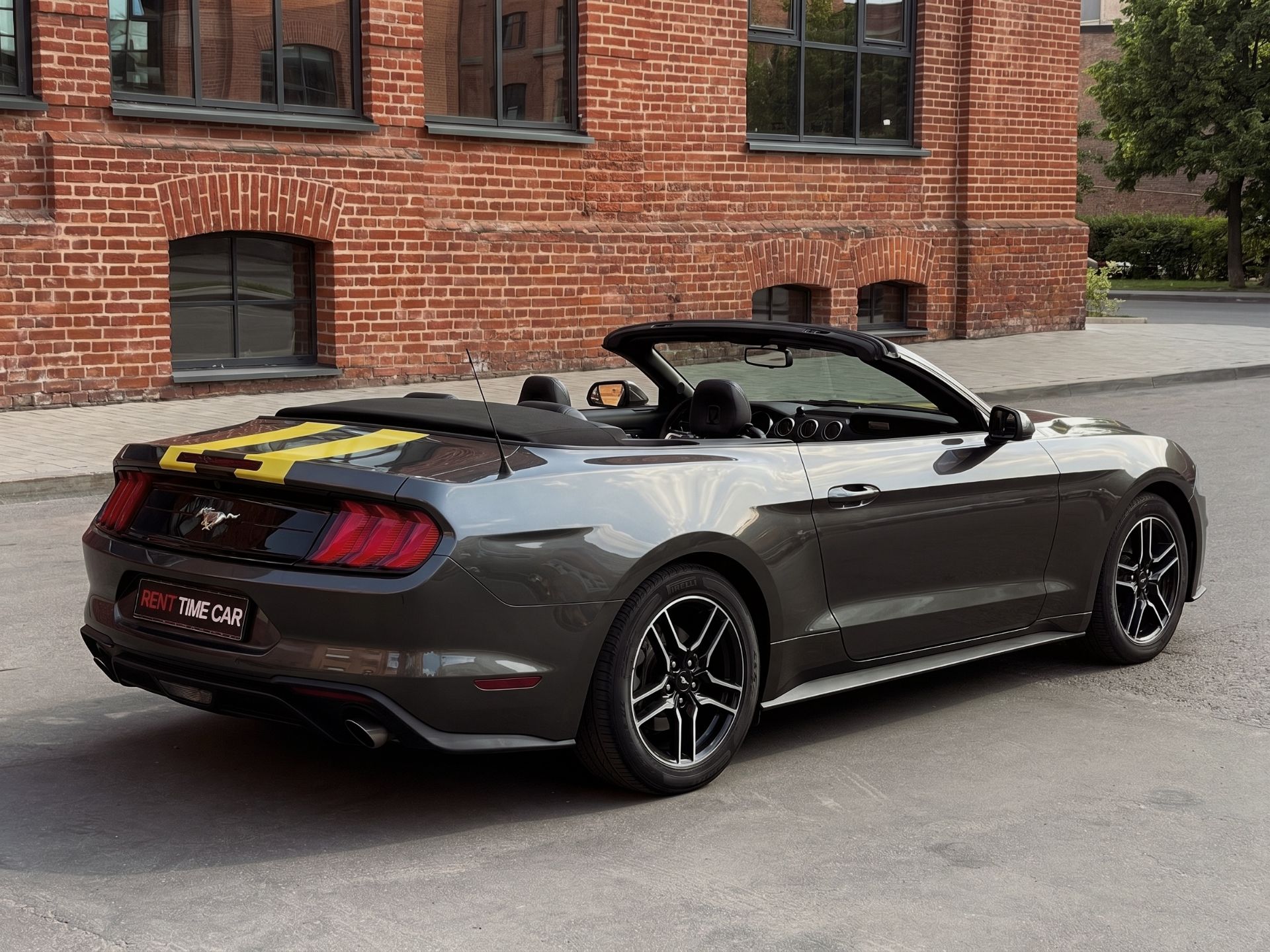 Аренда Ford Mustang в Москве — фото 2