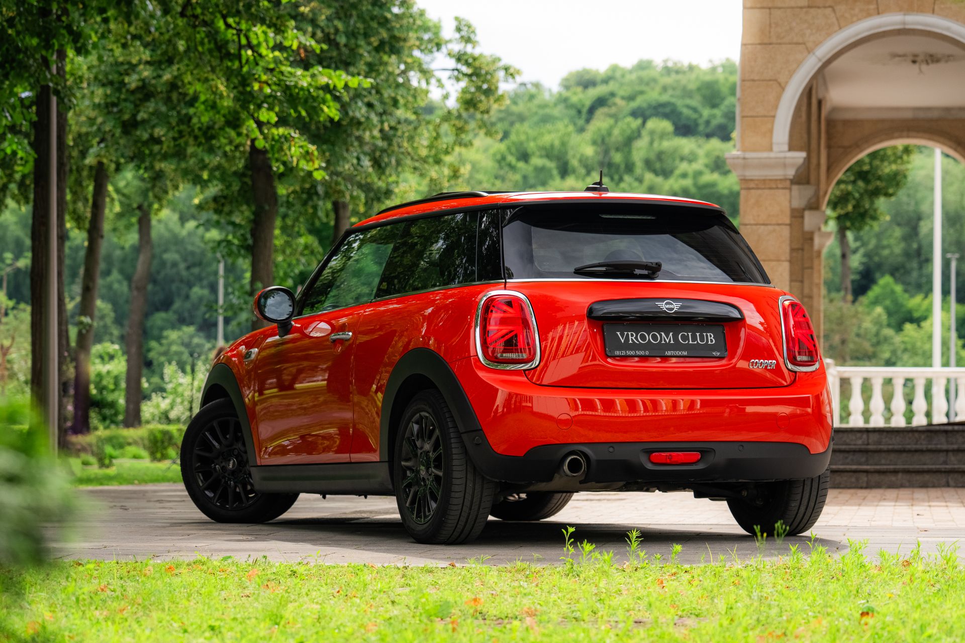 Аренда Mini Hatch в Москве — фото 3