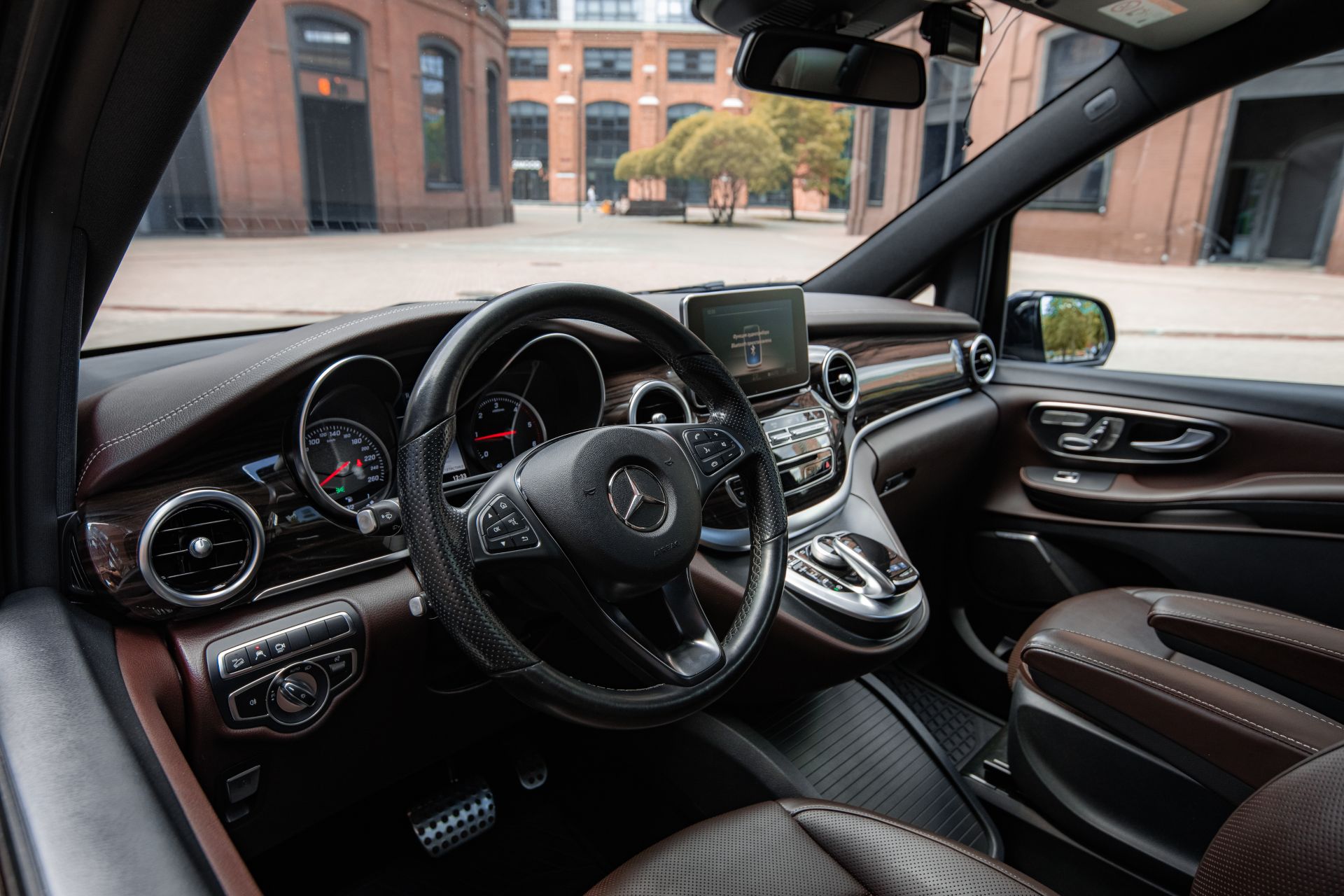 Аренда Mercedes-benz V250d в Москве — фото 7