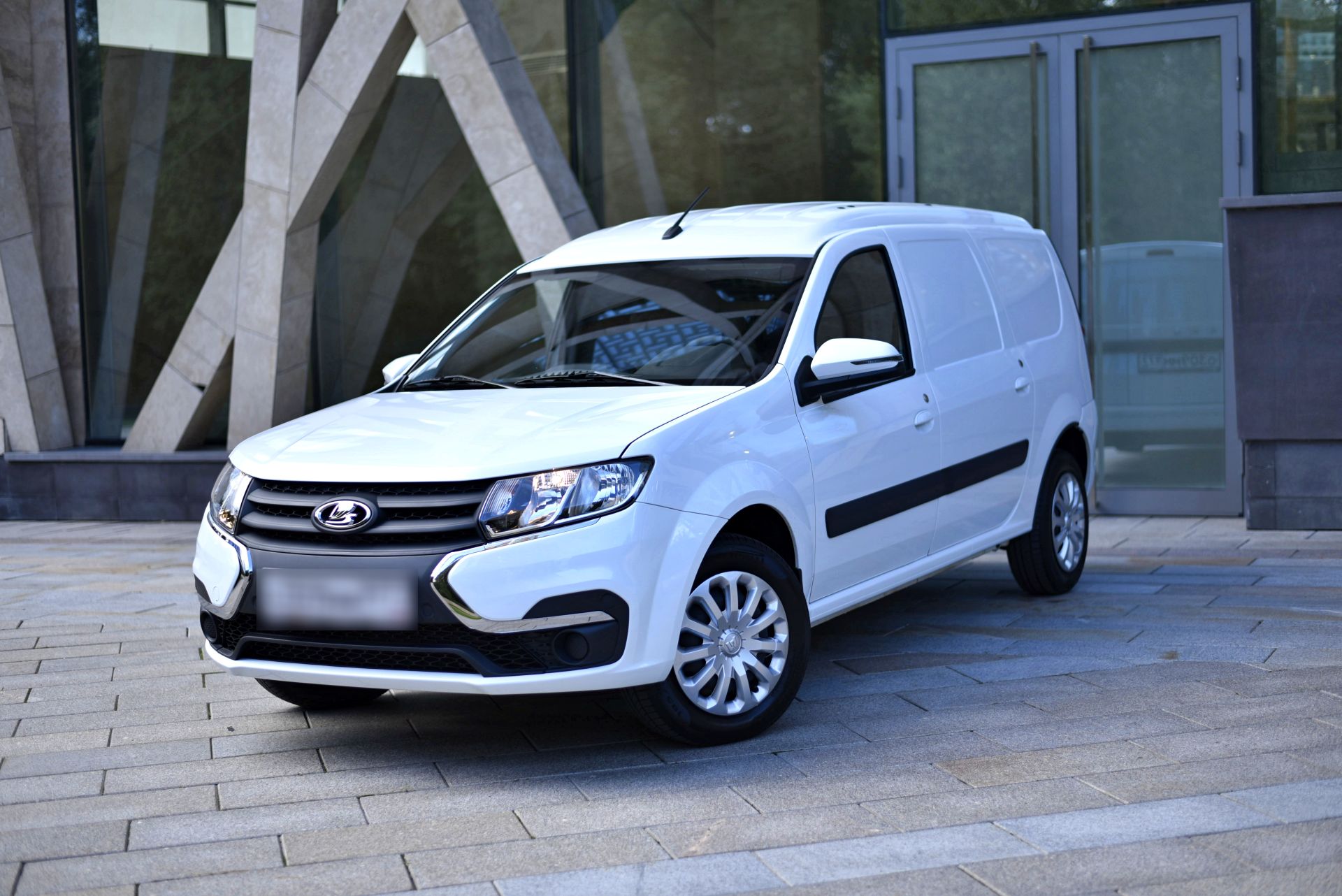 Lada (ВАЗ) Largus, 2024