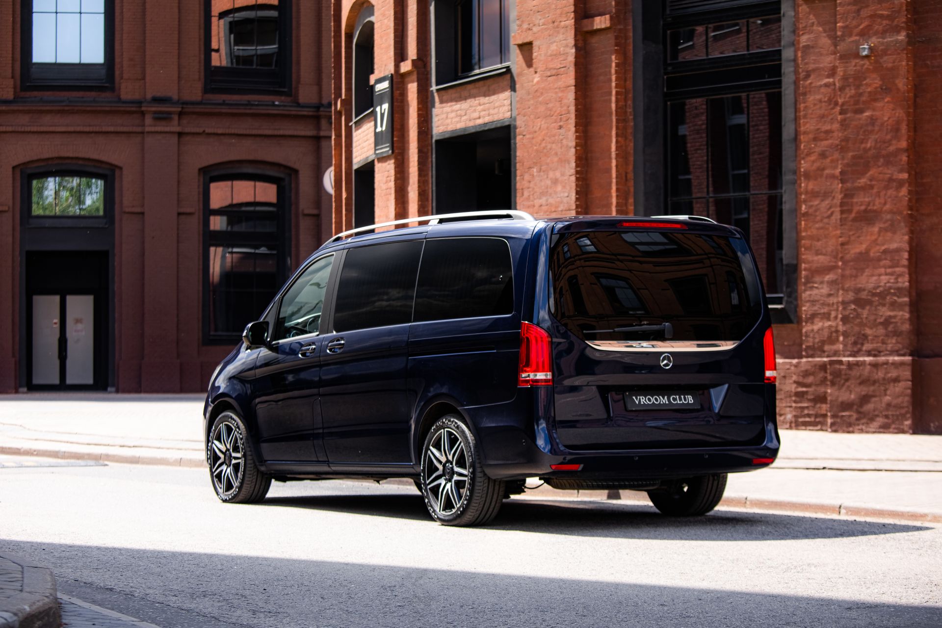Аренда Mercedes-benz V250d в Москве — фото 3