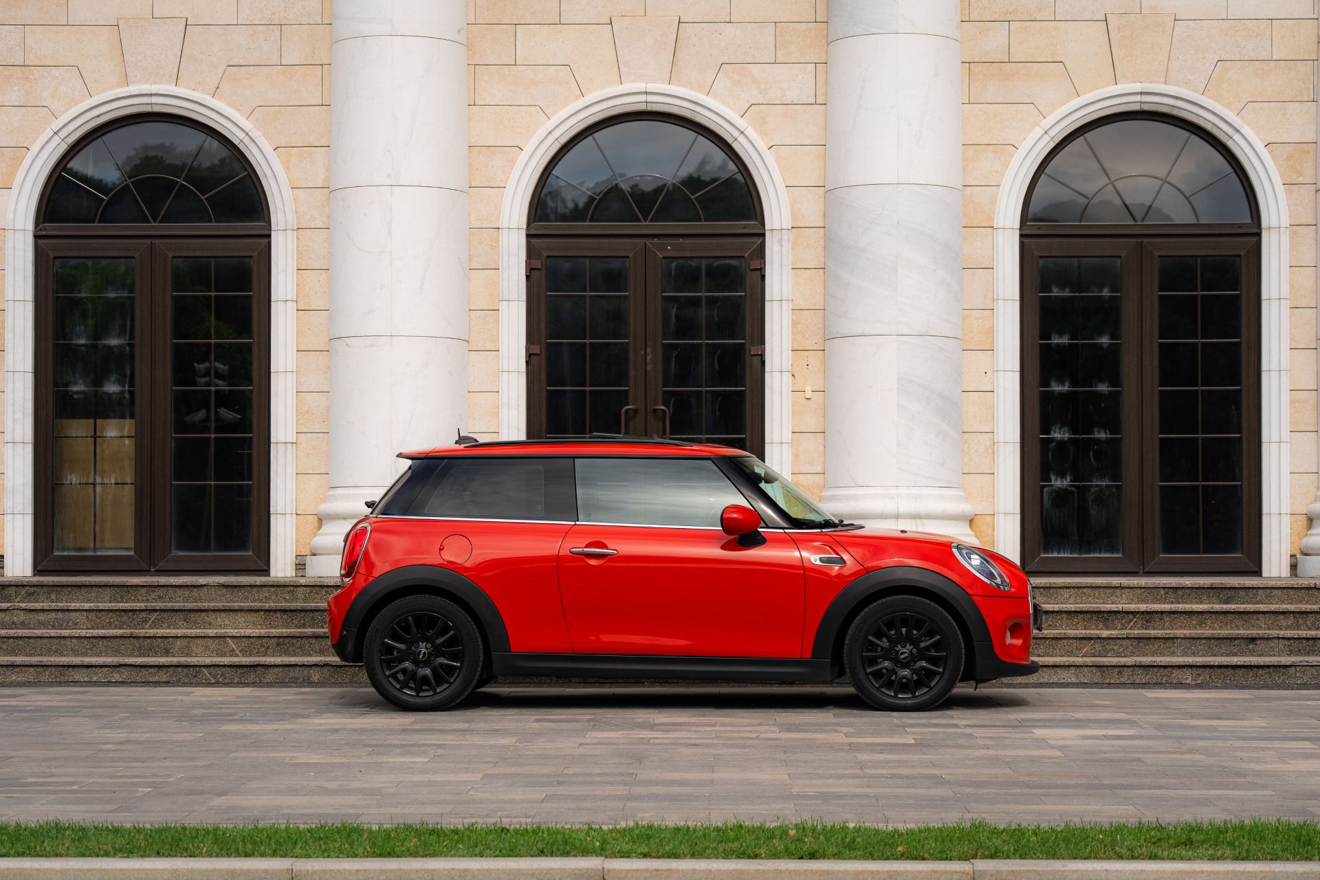 Аренда Mini Hatch в Москве — фото 4