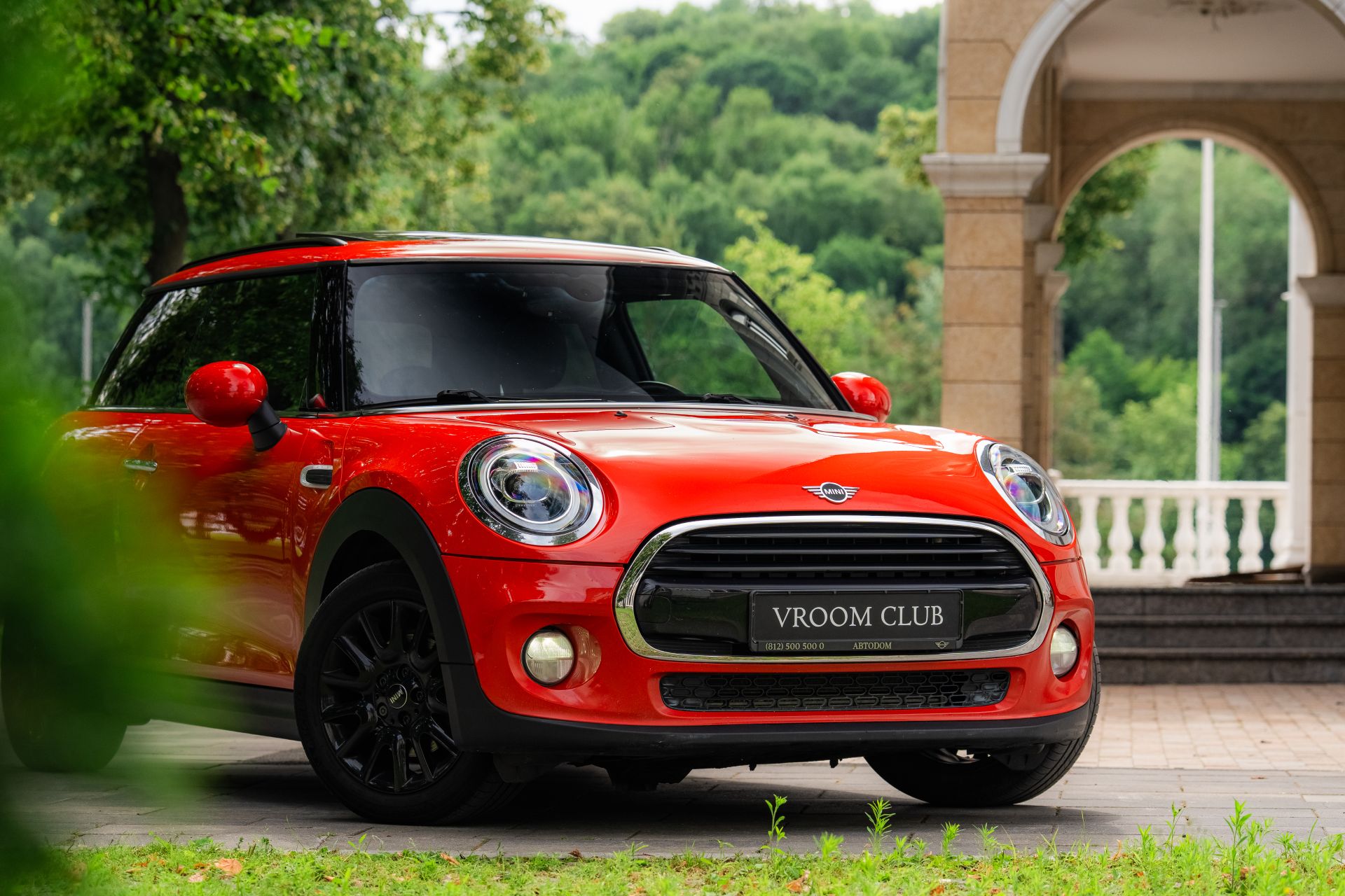 Аренда Mini Hatch в Москве — фото 2