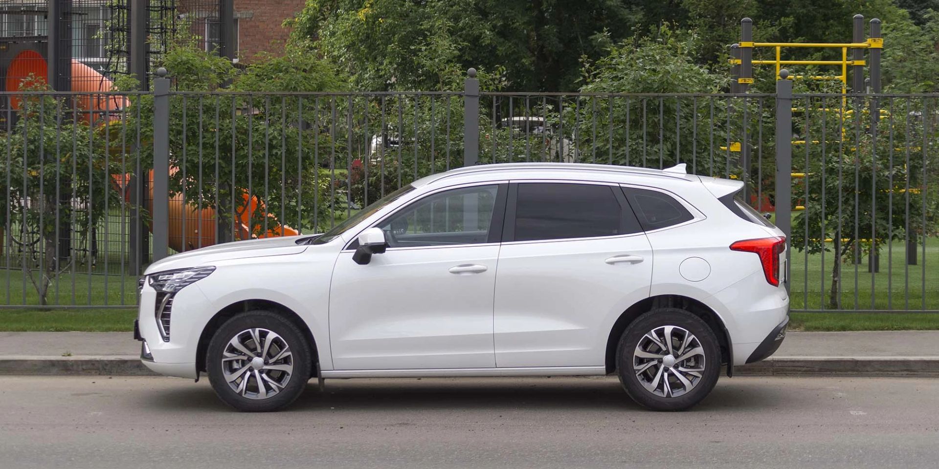 Аренда Haval Jolion в Иркутске — фото 2