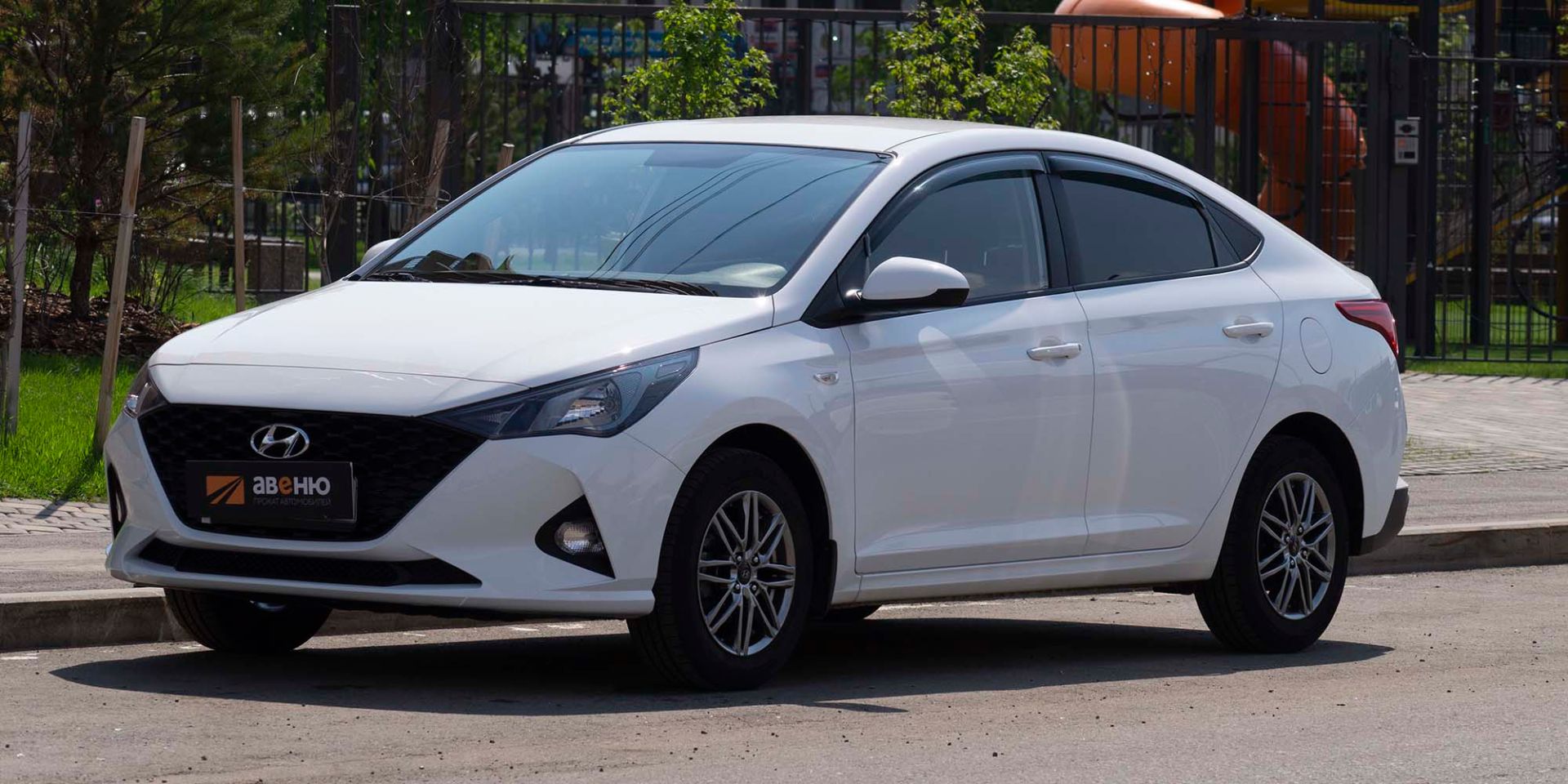 Аренда Hyundai Solaris в Иркутске