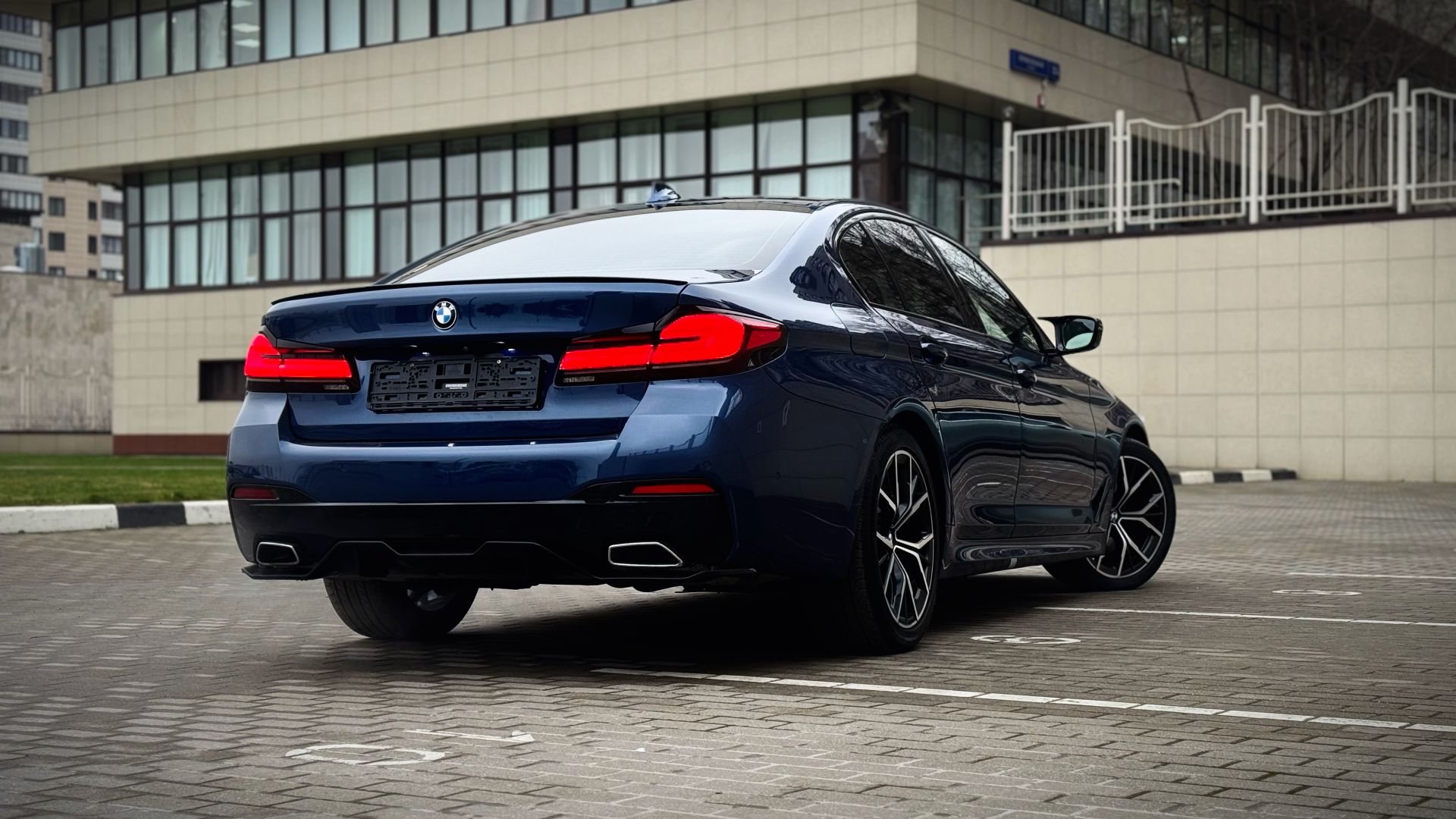 Аренда BMW 530i xDrive в Москве — фото 4