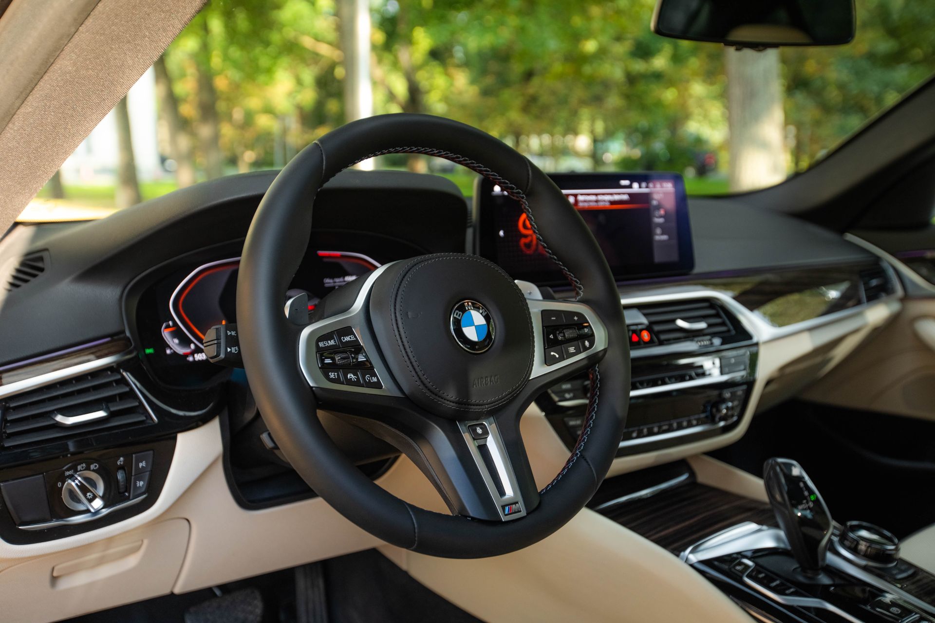 Аренда BMW 530i xDrive в Санкт-Петербурге — фото 7