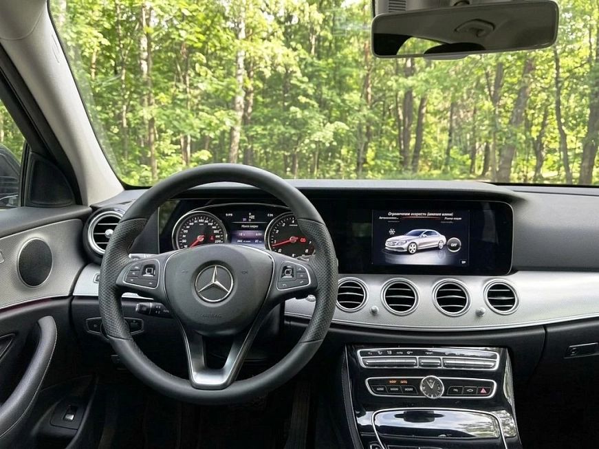 Аренда Mercedes-benz E200 в Москве — фото 7