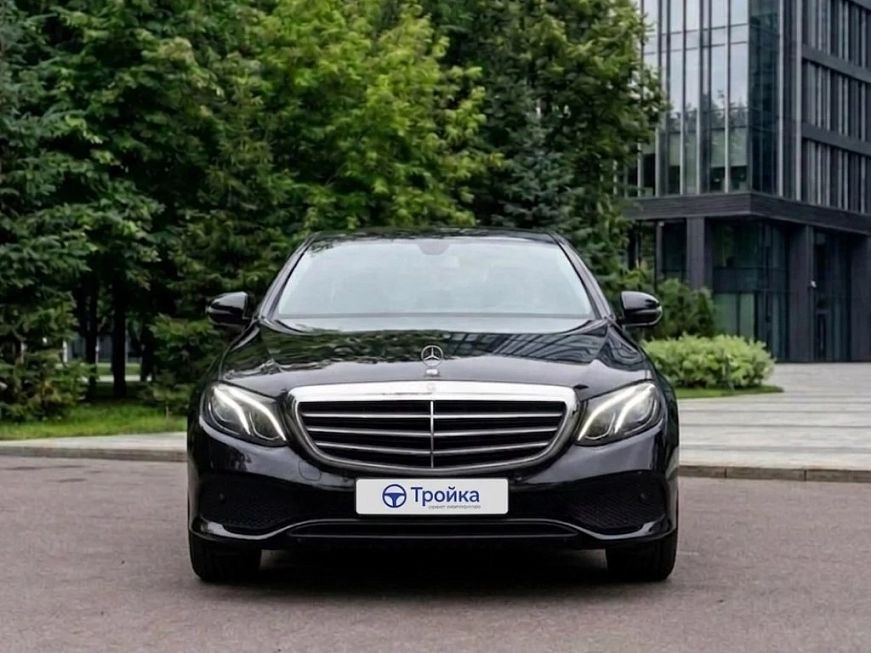 Аренда Mercedes-benz E200 в Москве — фото 2