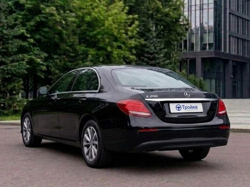 Аренда Mercedes-benz E200 в Москве — фото 3