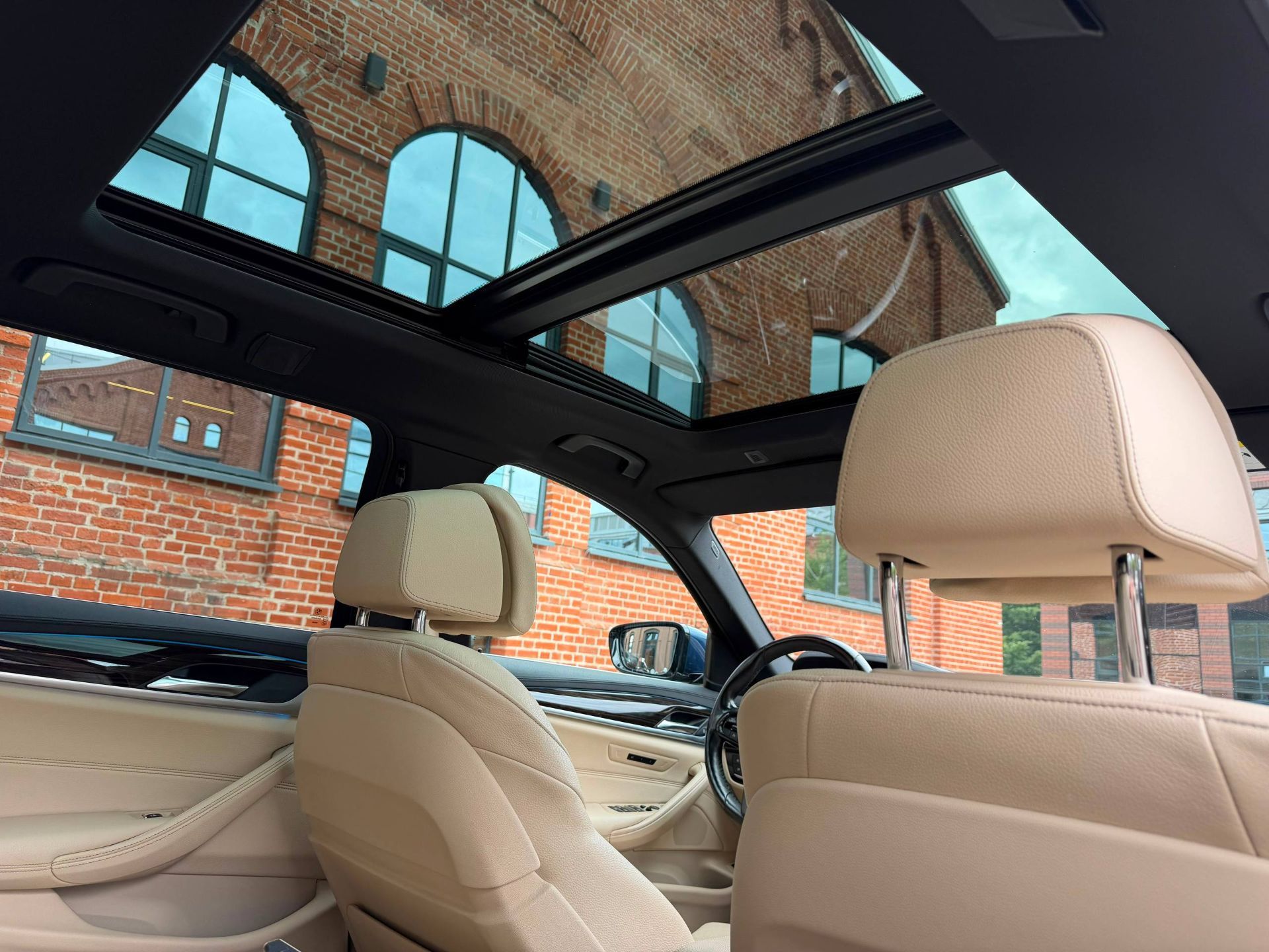 Аренда BMW 530d xDrive в Москве — фото 6