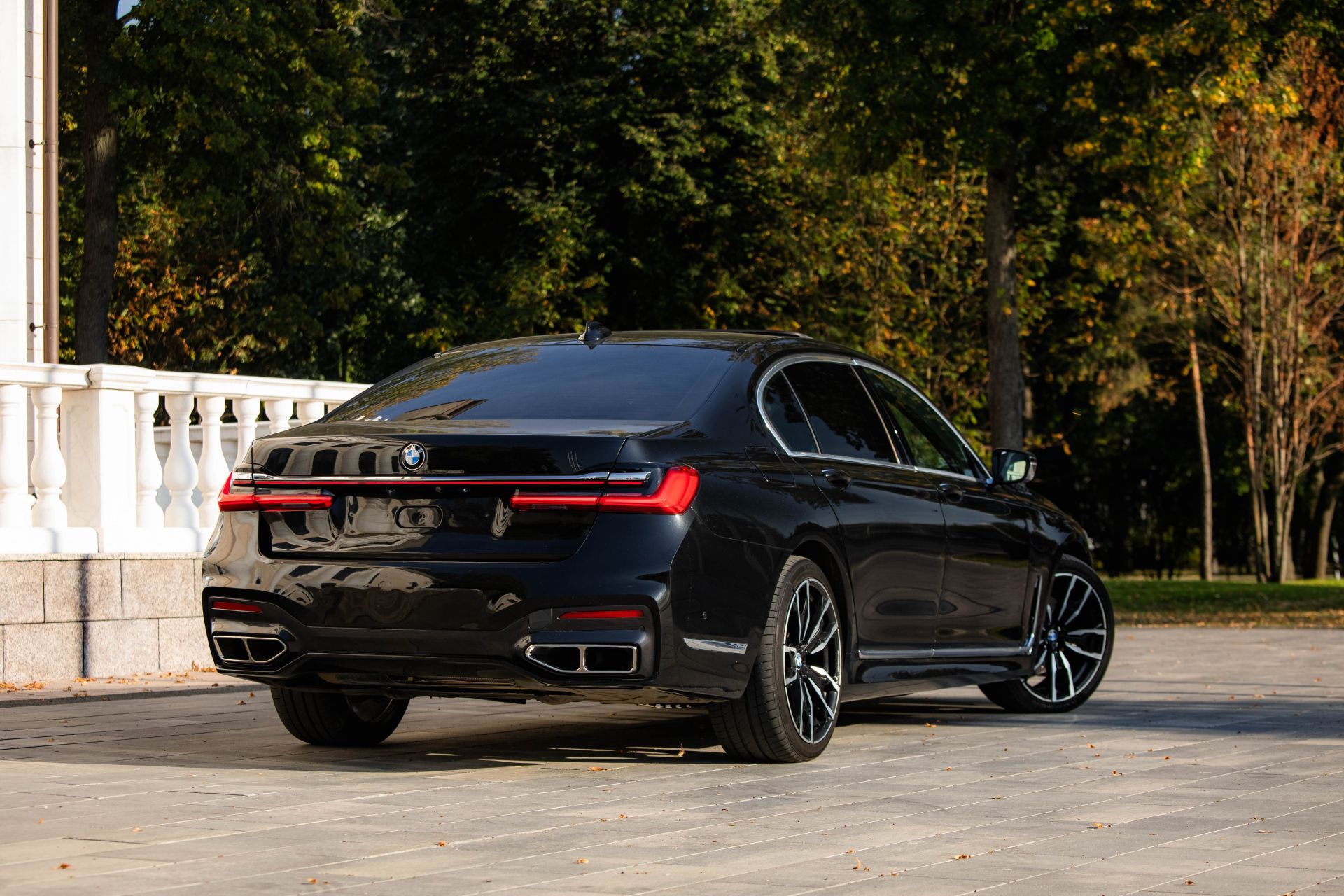 Аренда BMW 740Li xDrive в Москве — фото 12