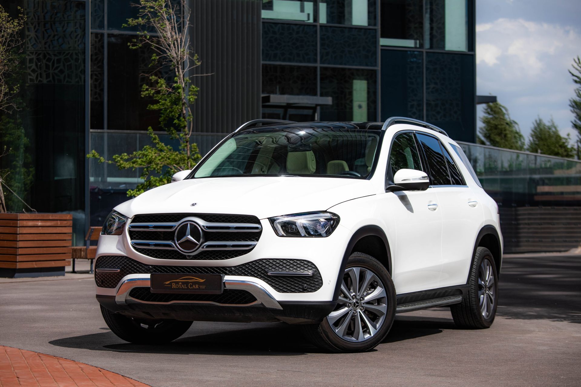 Аренда Mercedes-benz GLE 450 в Москве — фото 4