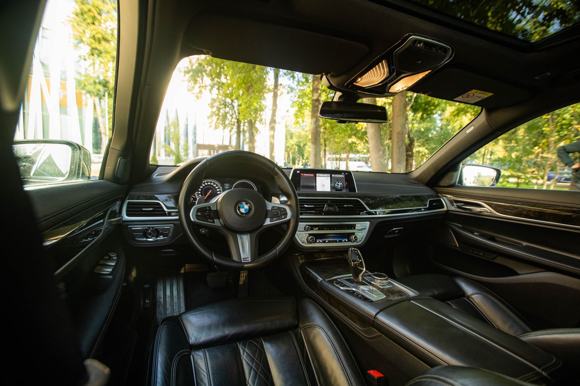 Аренда BMW 740Li xDrive в Москве — фото 22