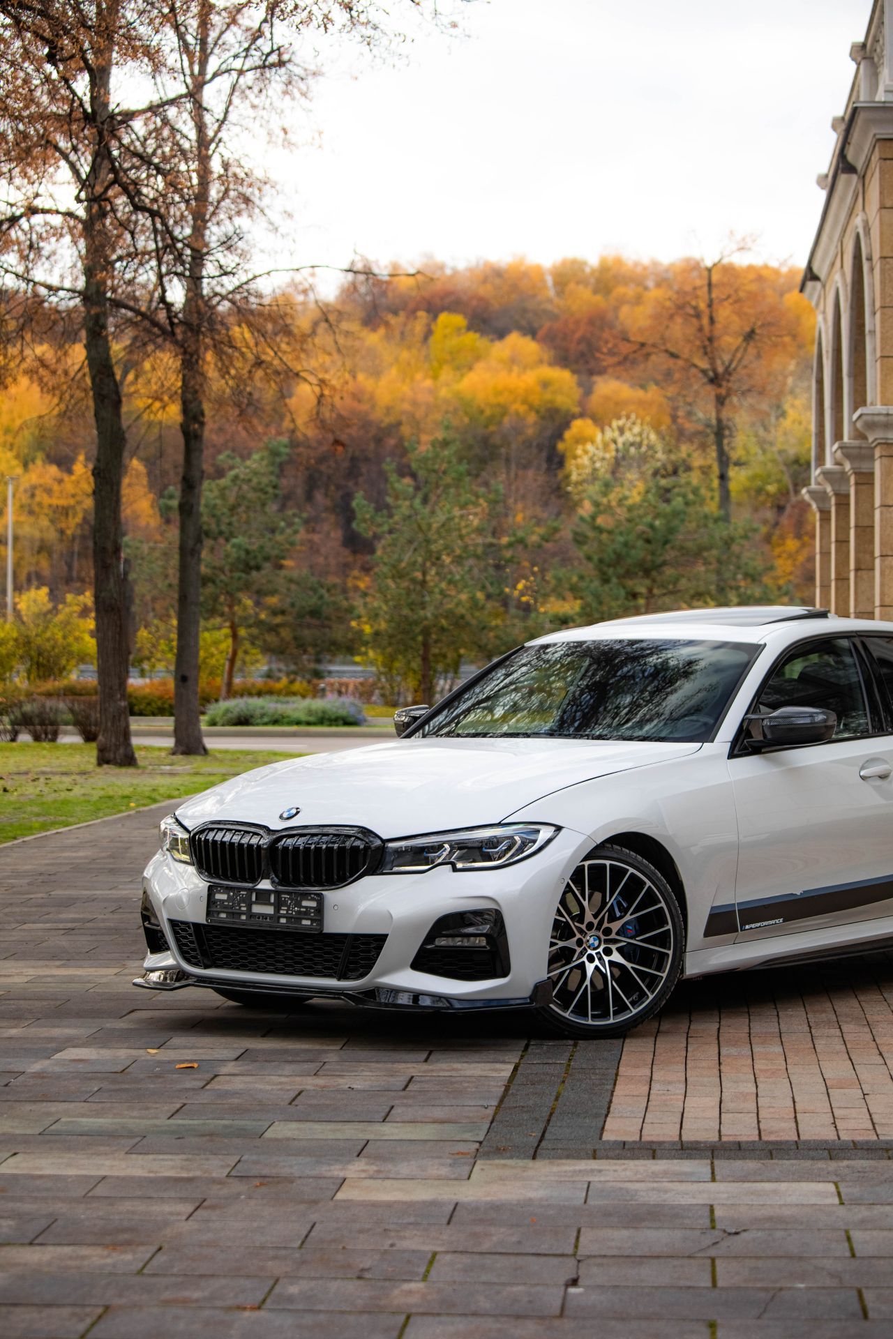 Аренда BMW 330i xDrive в Москве — фото 3