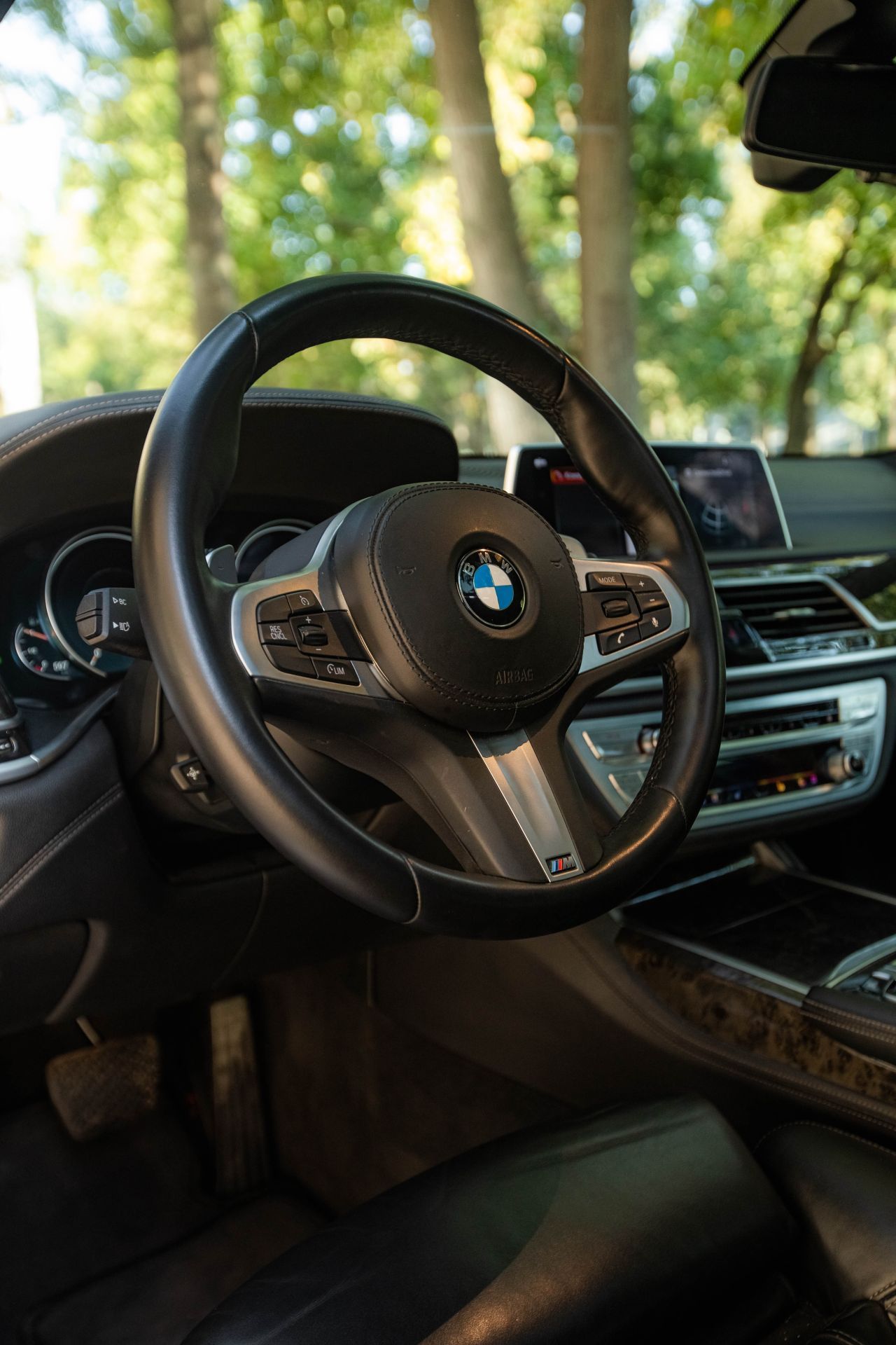 Аренда BMW 740Li xDrive в Москве — фото 19