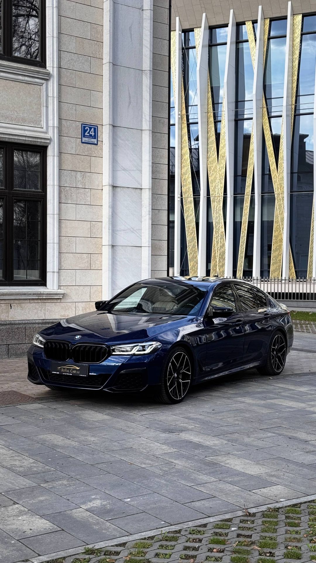 Аренда BMW 530e xDrive в Москве — фото 9