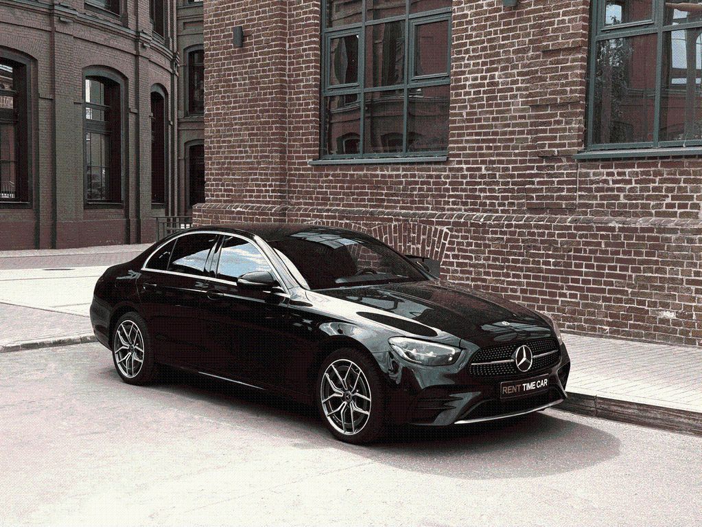 Аренда Mercedes-benz E300d в Москве