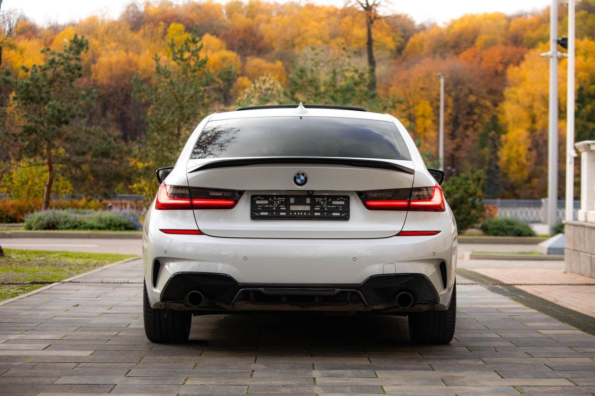 Аренда BMW 330i xDrive в Москве — фото 7
