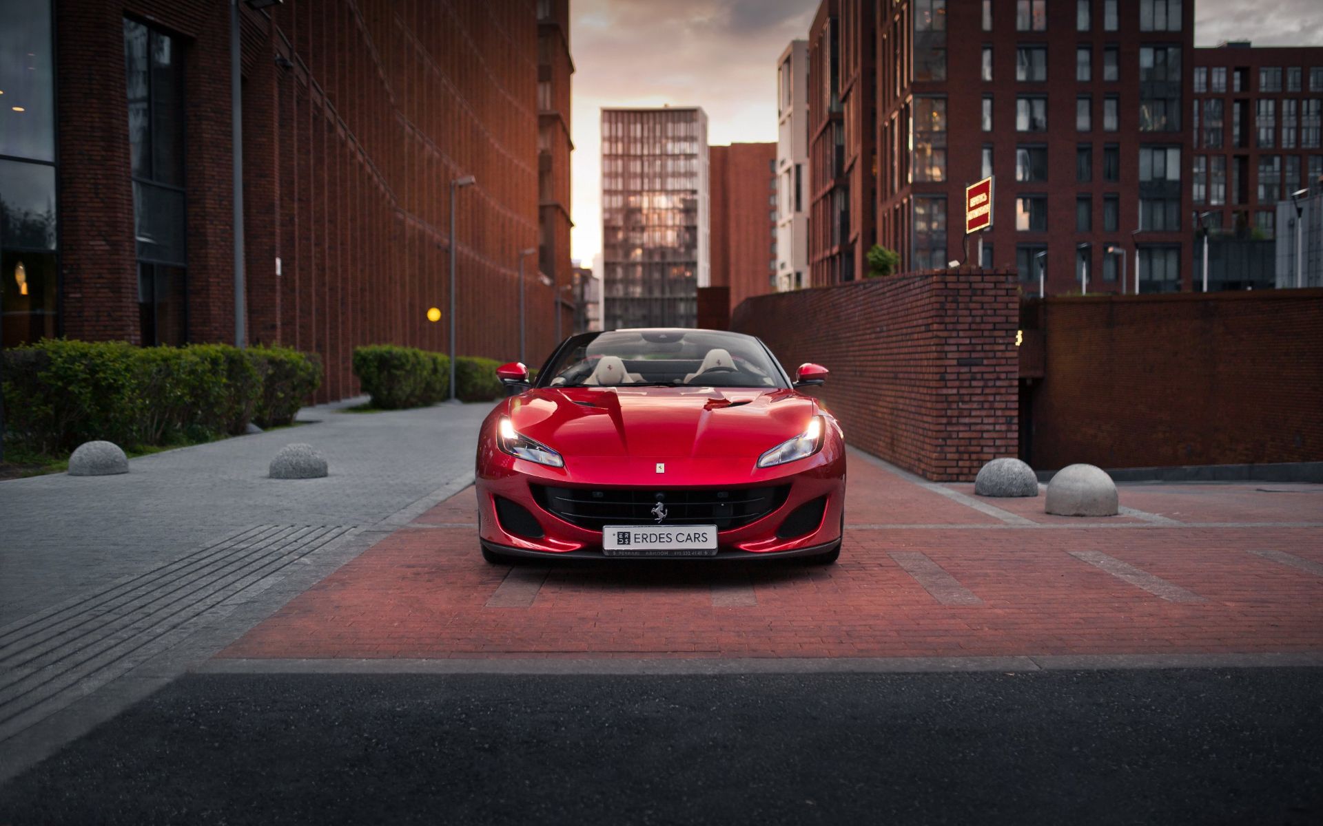 Аренда Ferrari Portofino в Москве