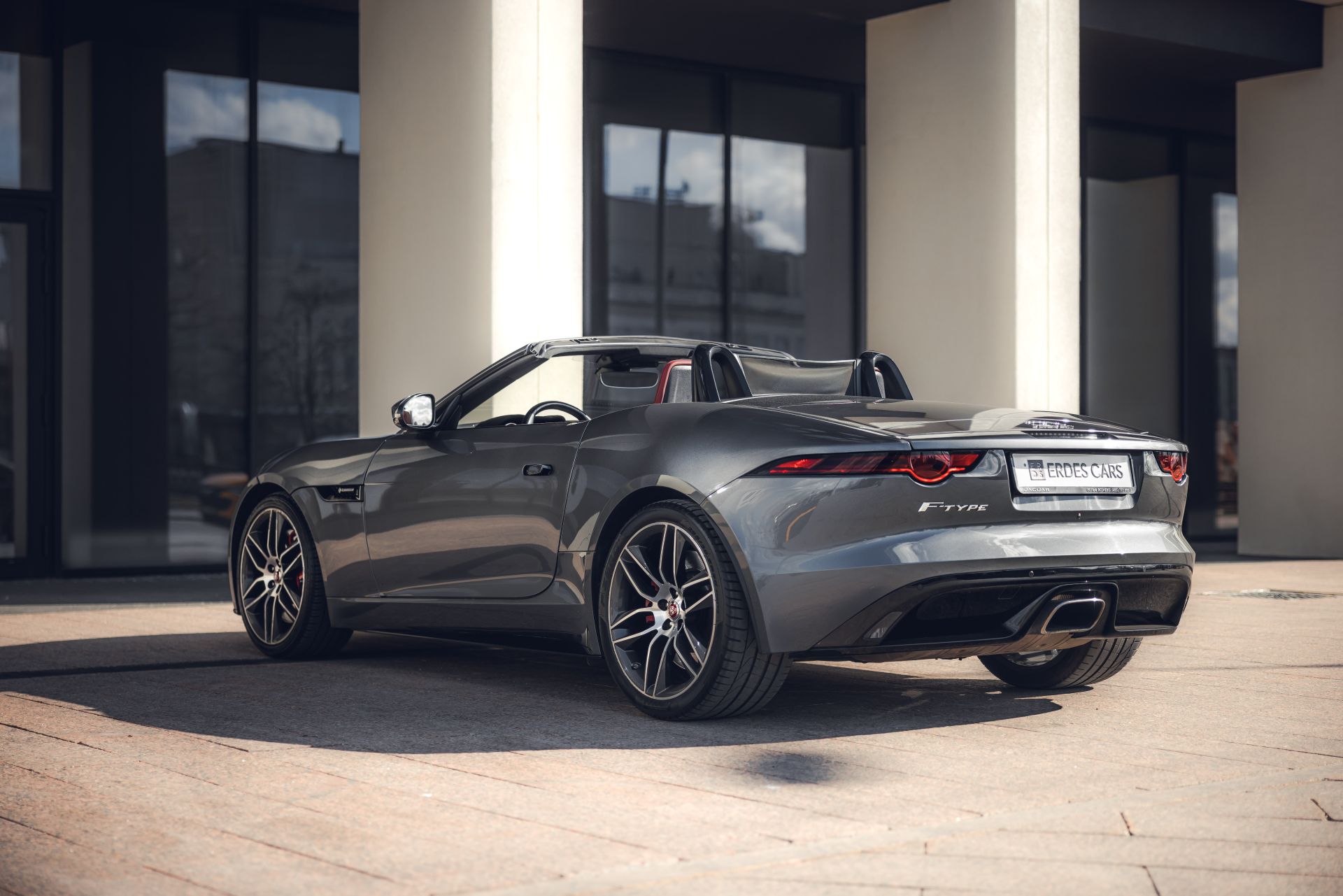 Аренда Jaguar F-Type в Москве — фото 38