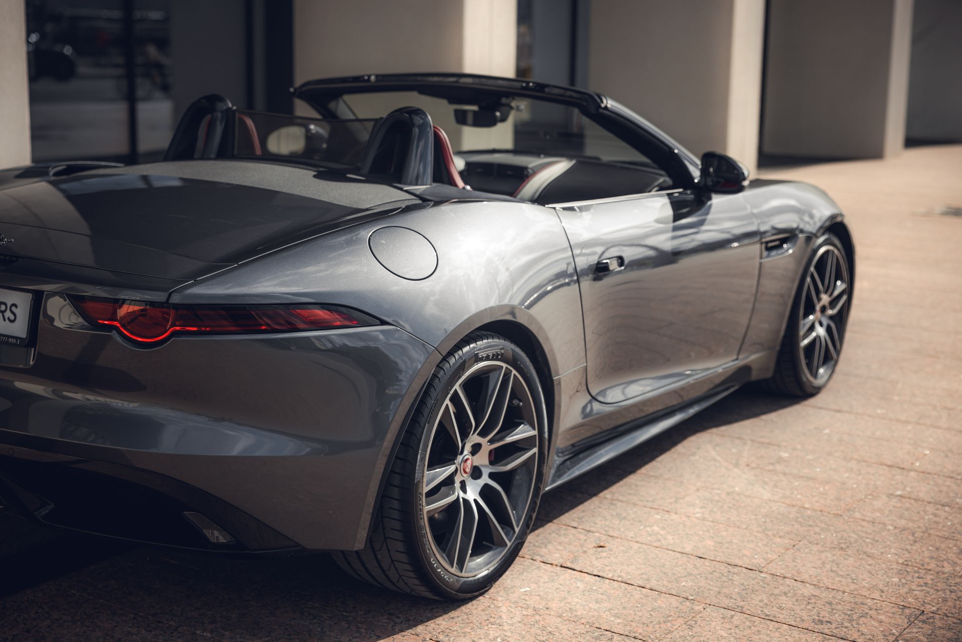 Аренда Jaguar F-Type в Москве — фото 13