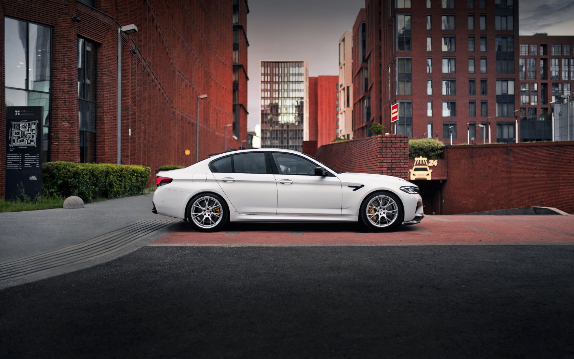 Аренда BMW M5 Competition в Москве — фото 23