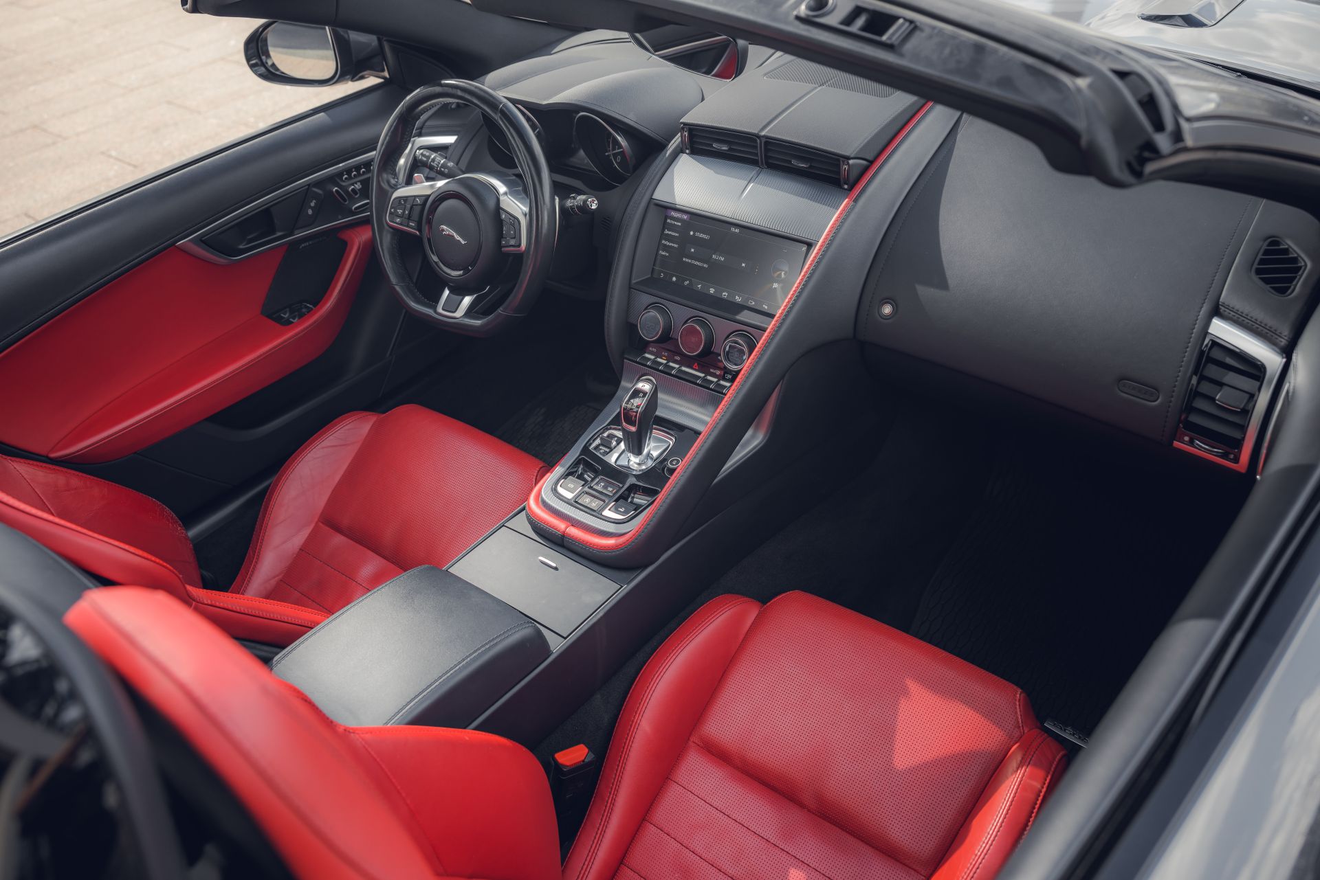 Аренда Jaguar F-Type в Москве — фото 19