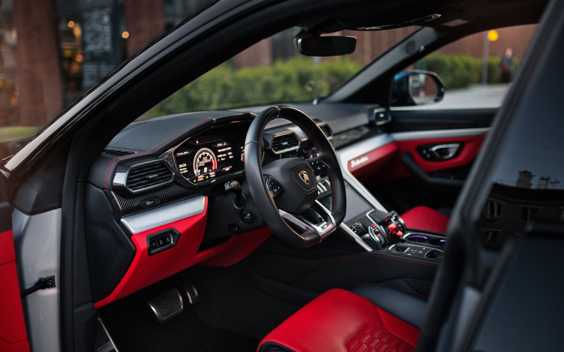 Аренда Lamborghini Urus в Москве — фото 17