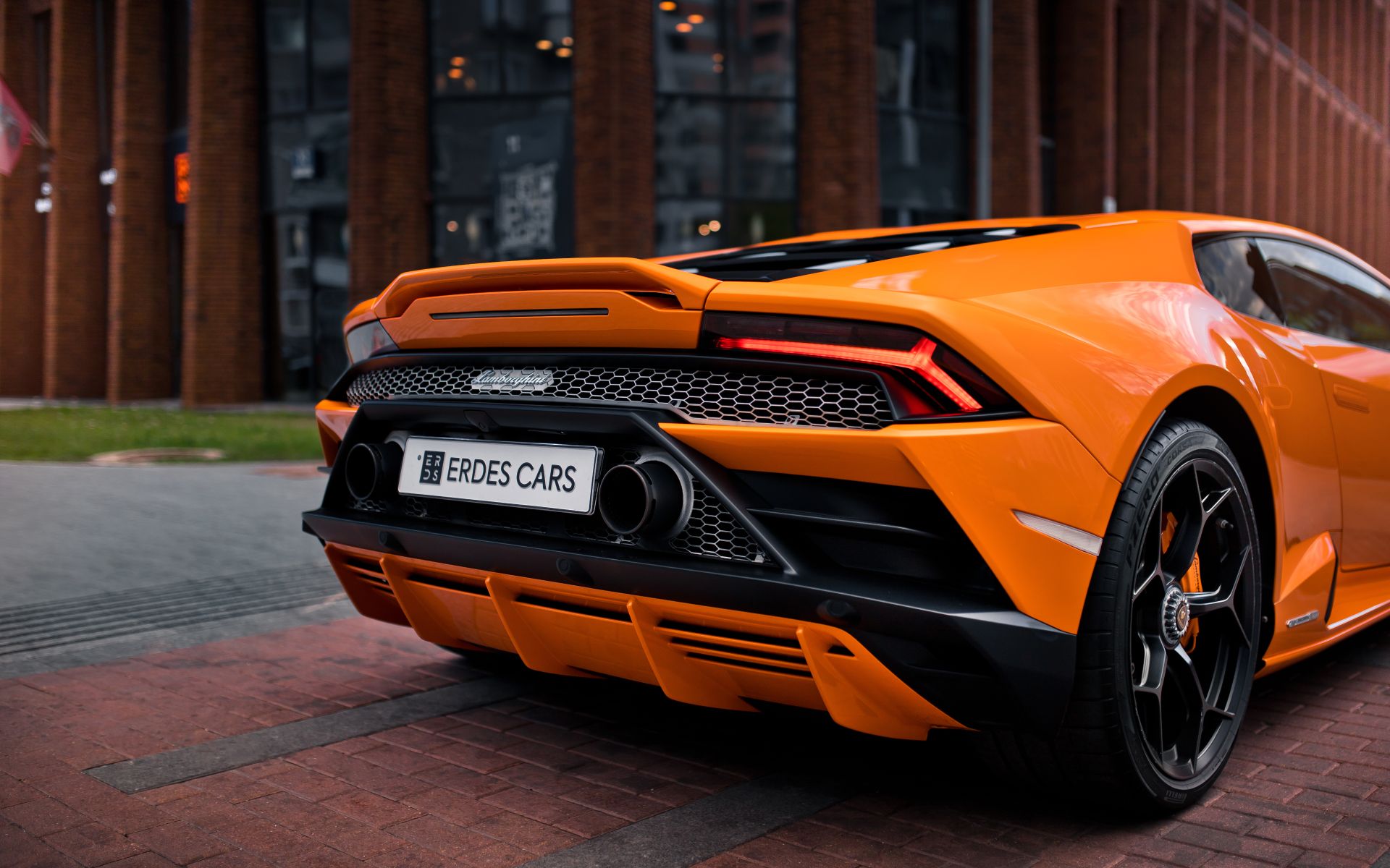 Аренда Lamborghini Huracan EVO в Москве — фото 7