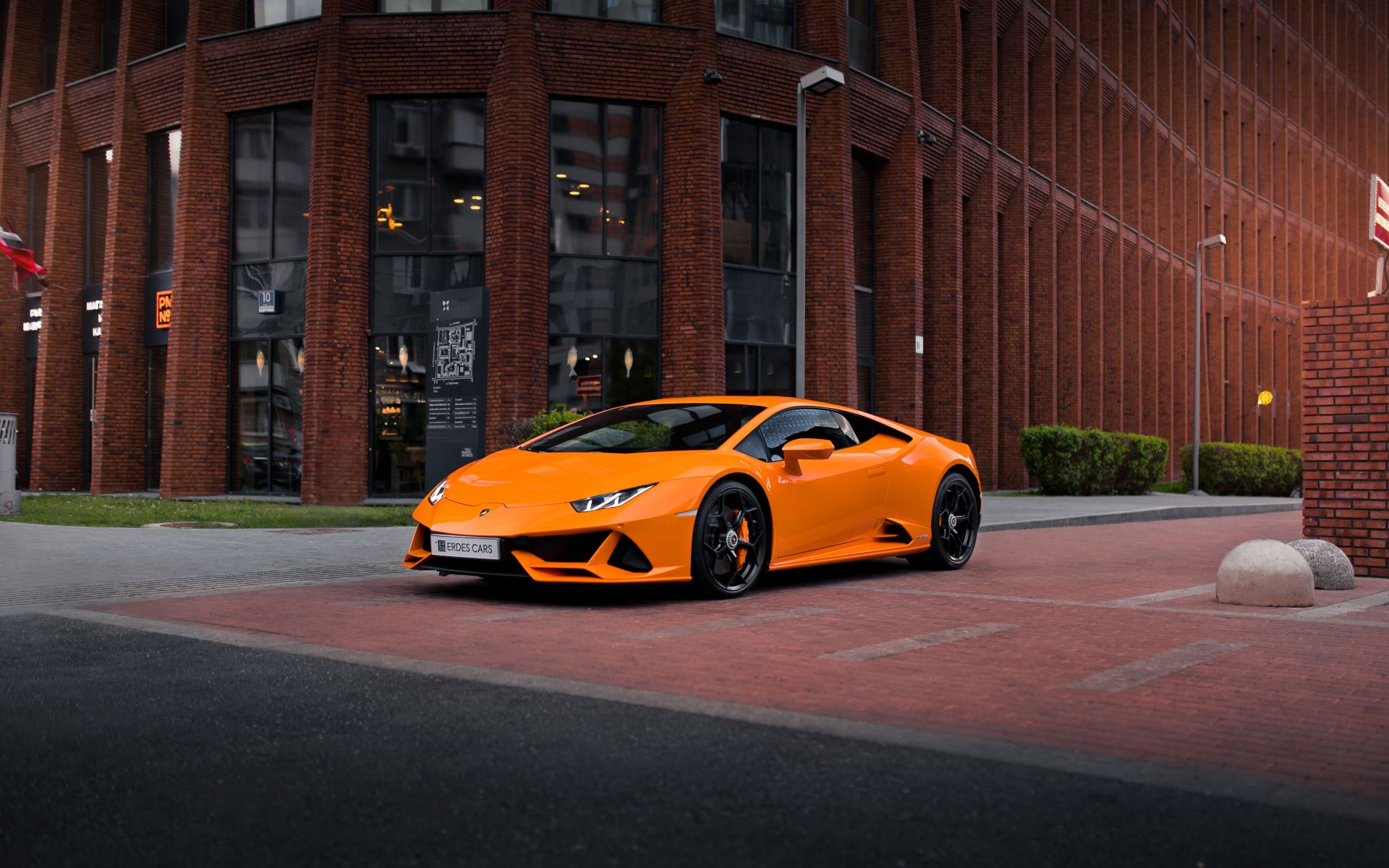 Аренда Lamborghini Huracan EVO в Москве