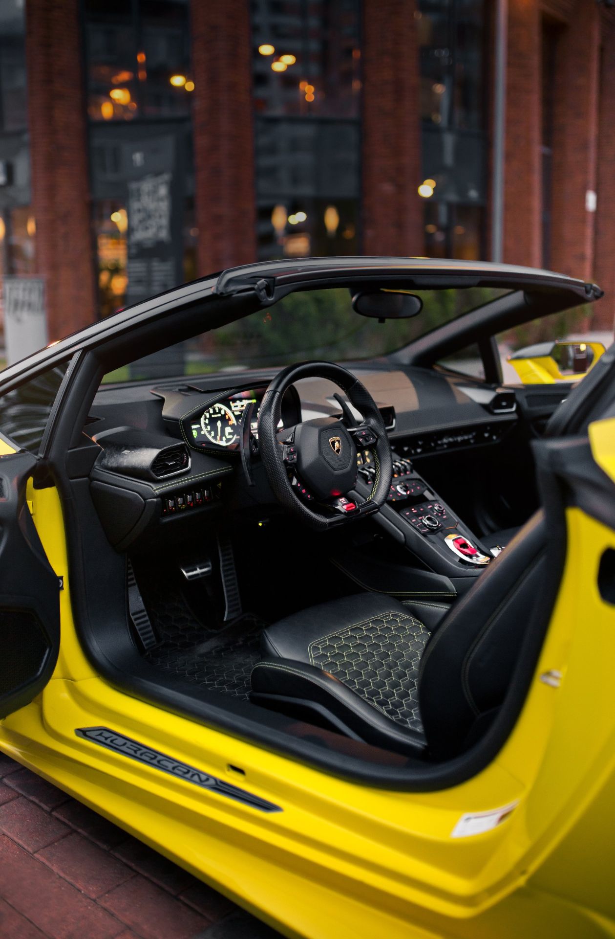 Аренда Lamborghini Huracan Spyder в Москве — фото 18