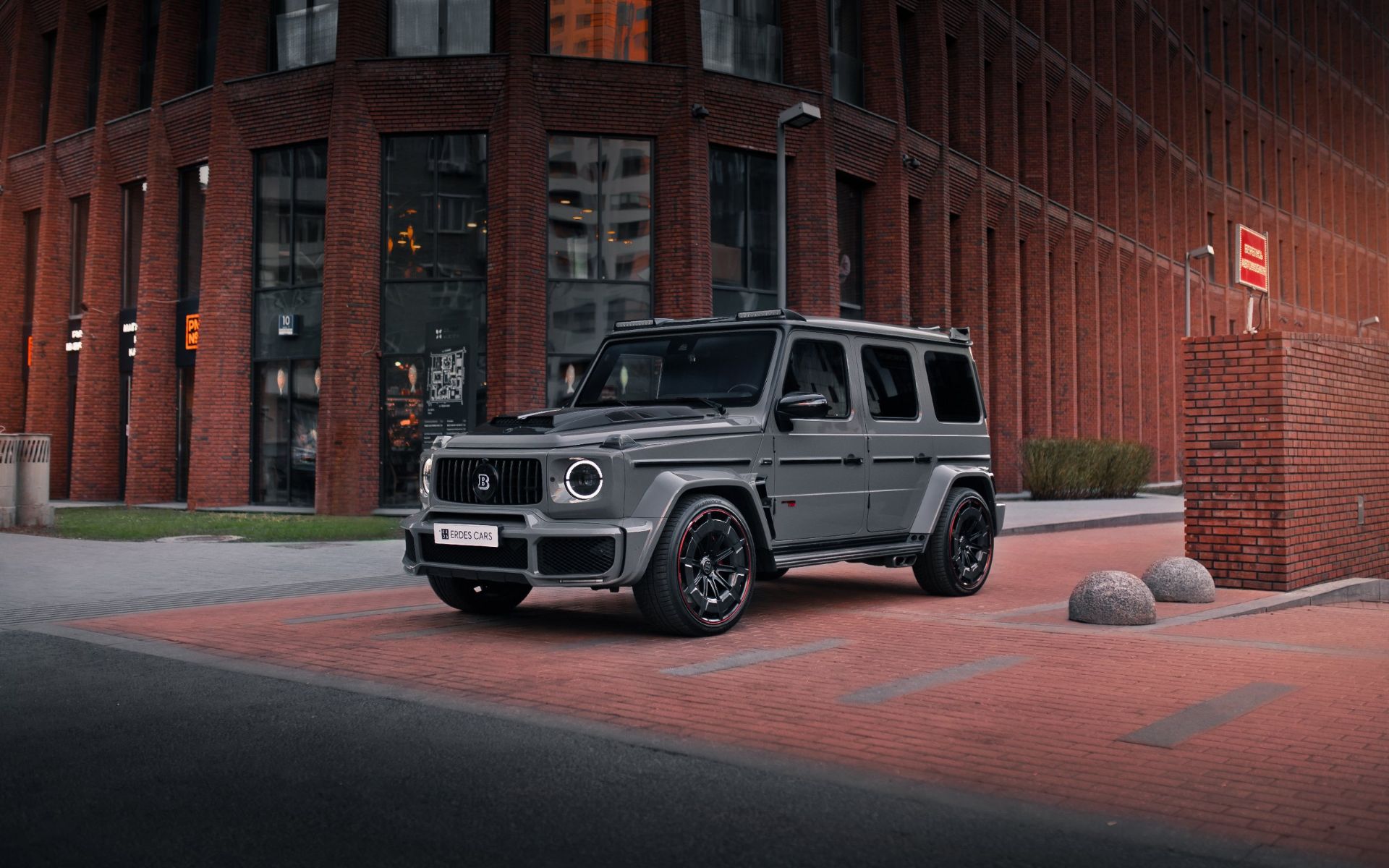 Аренда Mercedes-benz G63 AMG в Москве