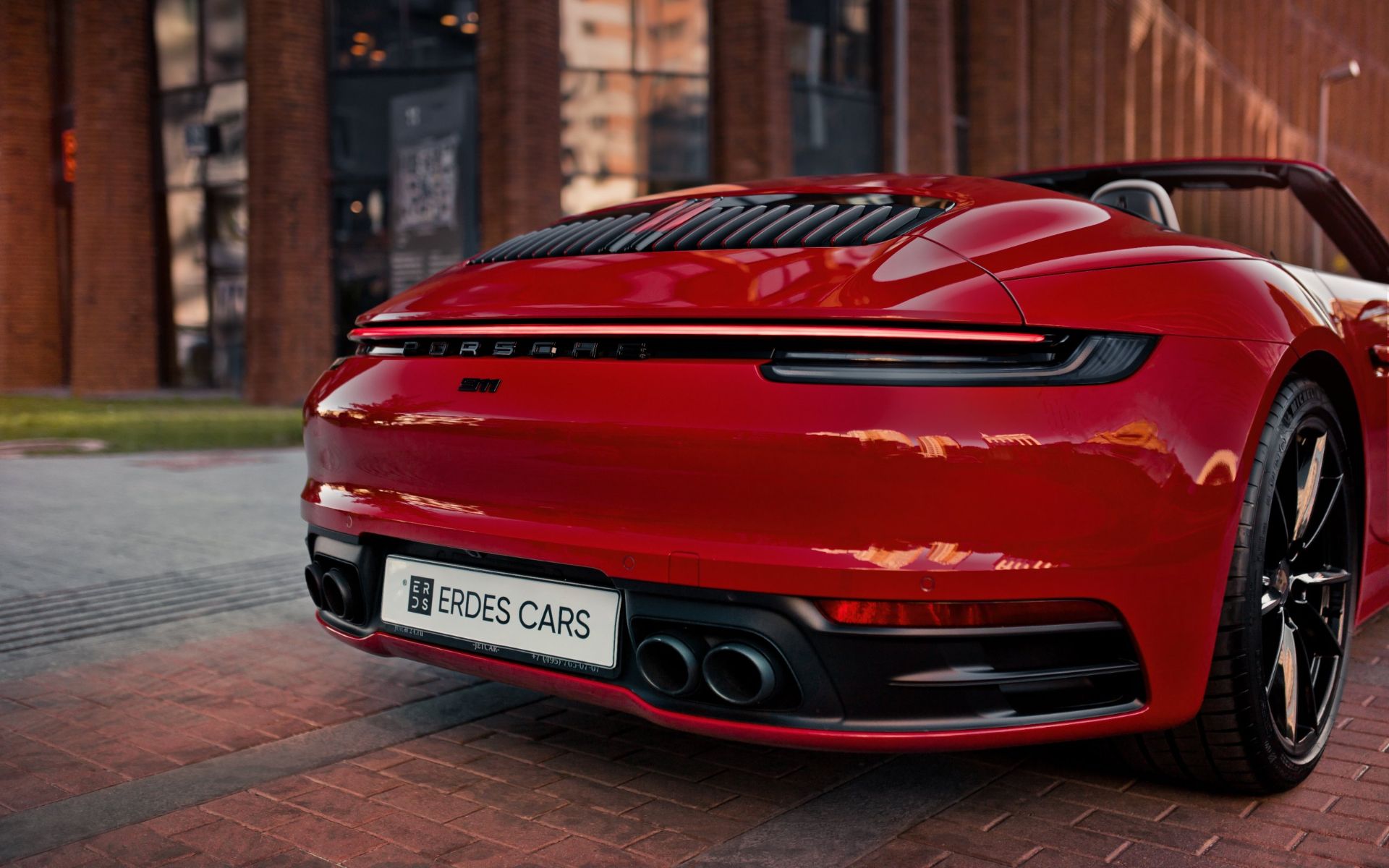 Аренда Porsche 911 Carrera 4S в Москве — фото 5