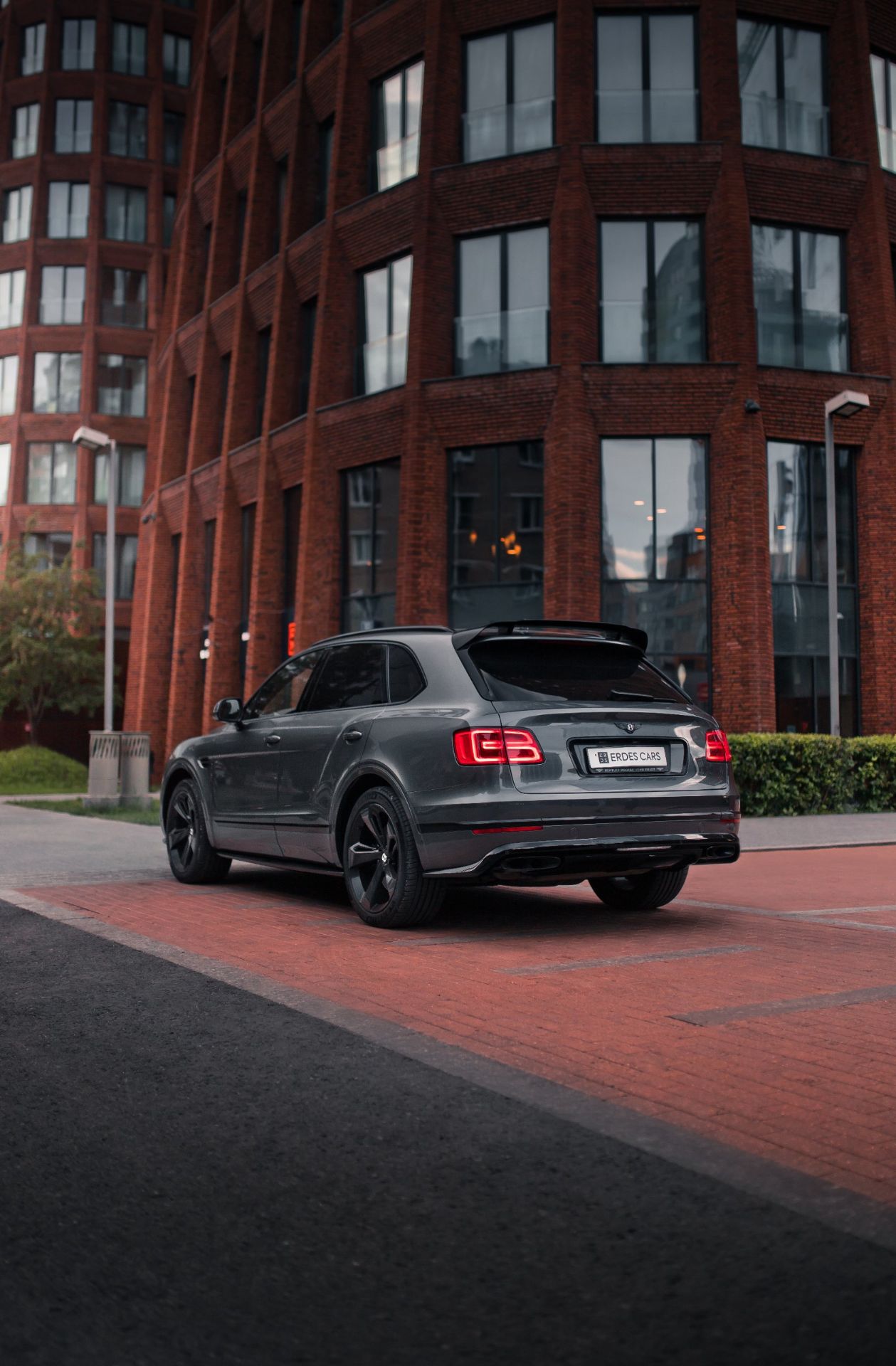 Аренда Bentley Bentayga в Москве — фото 11