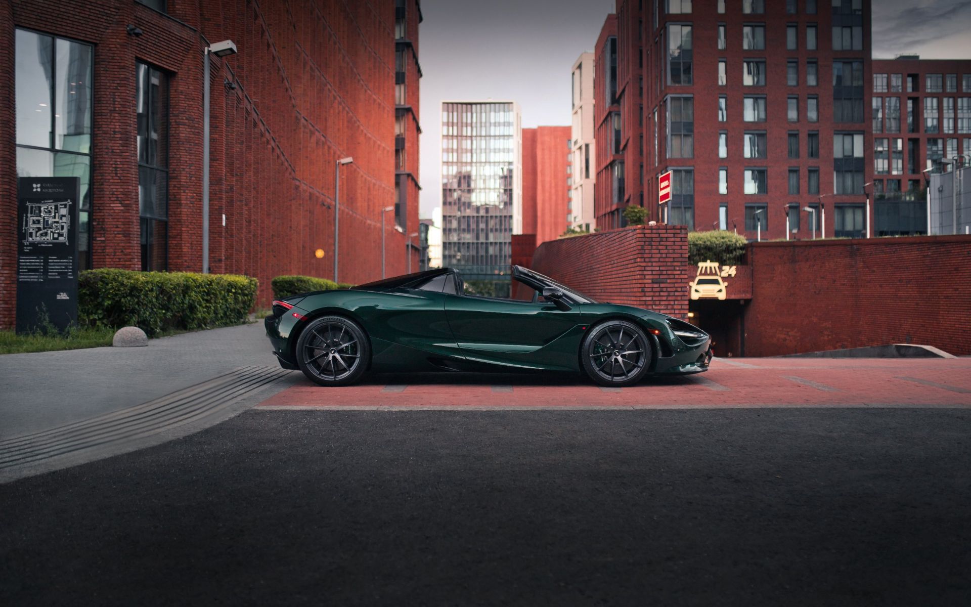 Аренда McLaren 720S в Москве — фото 11