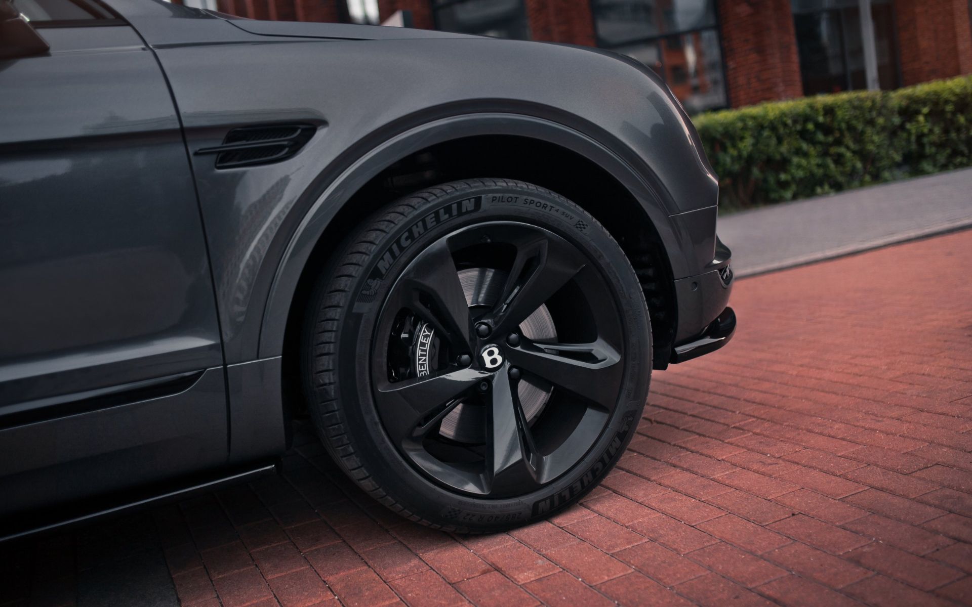 Аренда Bentley Bentayga в Москве — фото 5