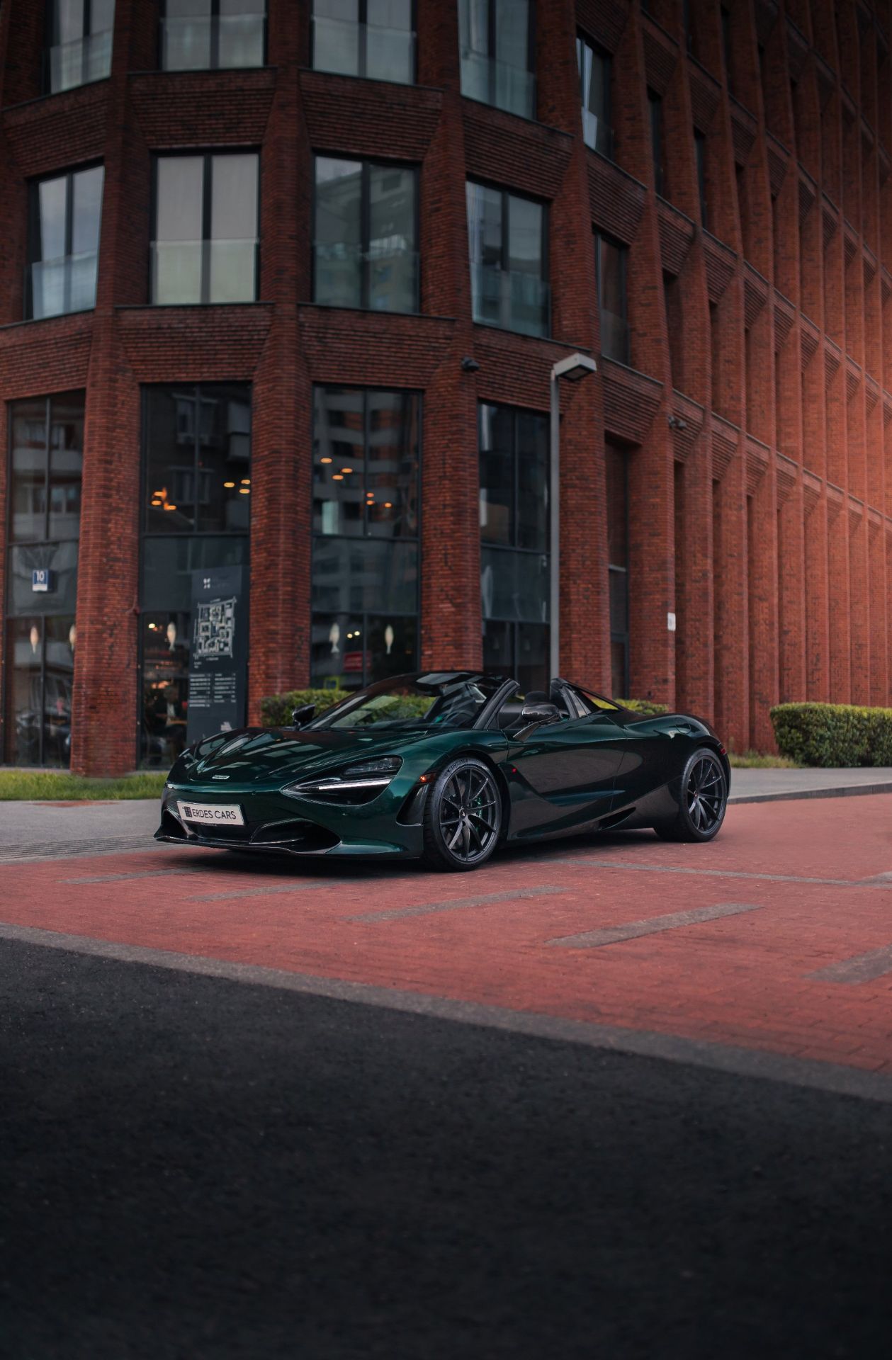 Аренда McLaren 720S в Москве — фото 2