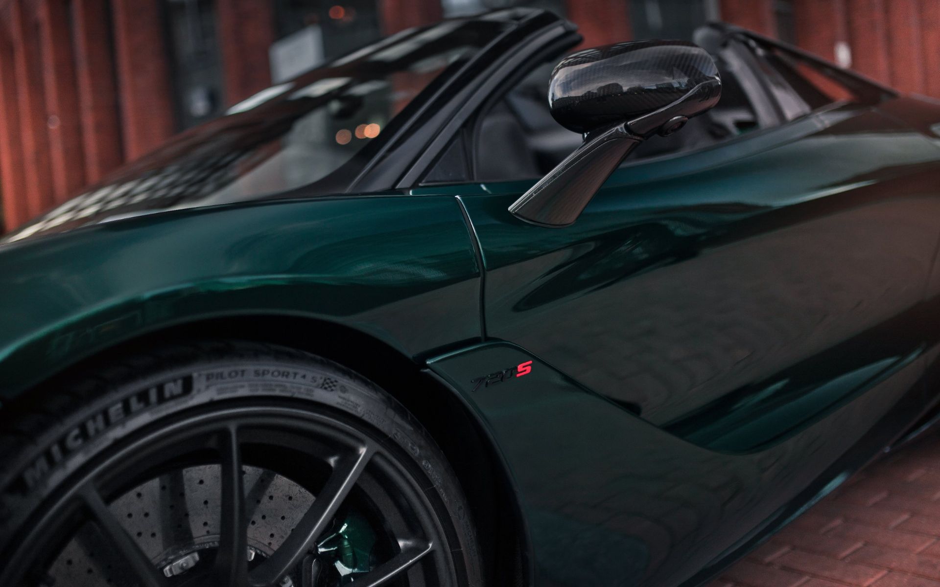 Аренда McLaren 720S в Москве — фото 6