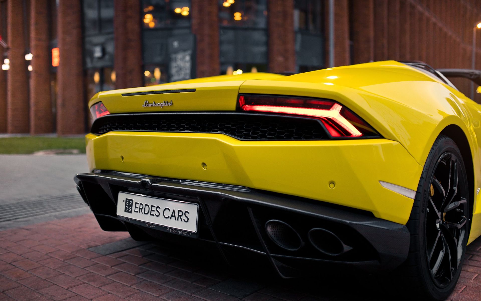Аренда Lamborghini Huracan Spyder в Москве — фото 7
