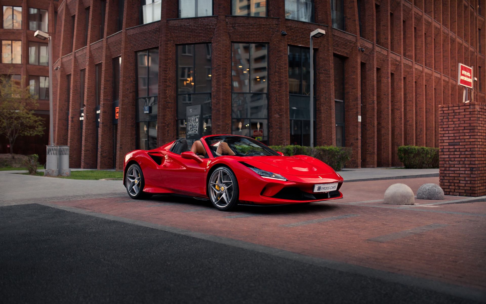 Аренда Ferrari F8 Spyder в Москве — фото 9