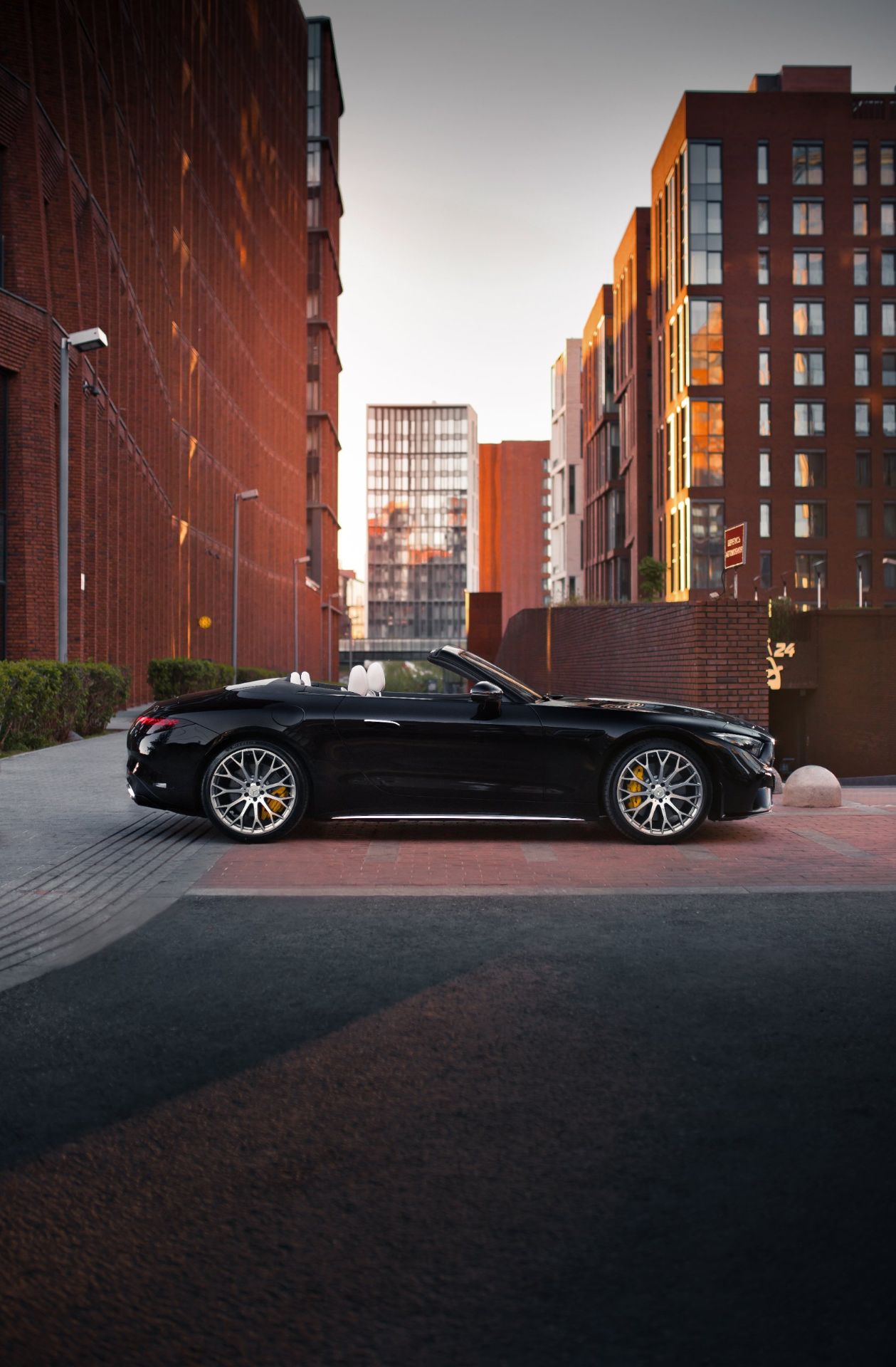 Аренда Mercedes-benz SL 63 AMG в Москве — фото 12